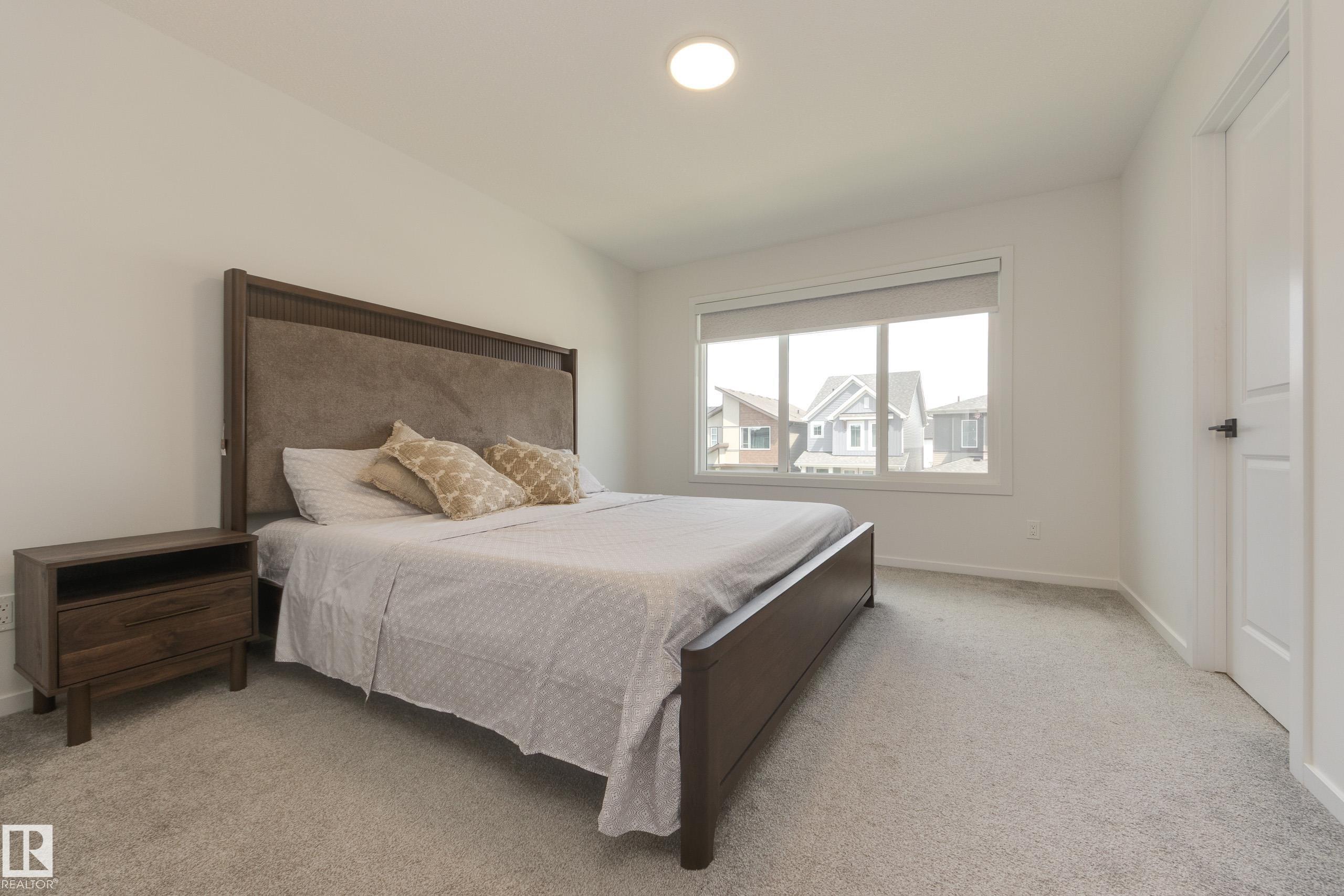 https://zimg.paragon.ice.com/ParagonImages/Property/PM/RAE/225410714/17/0/0/1ecf75be7556e0039addd2abf55d221c/1/e3cd73a663b3a1fccefa6686ed723a90/225410714-920b04d1-d2b9-4596-bf2d-4c23364dee87.JPG