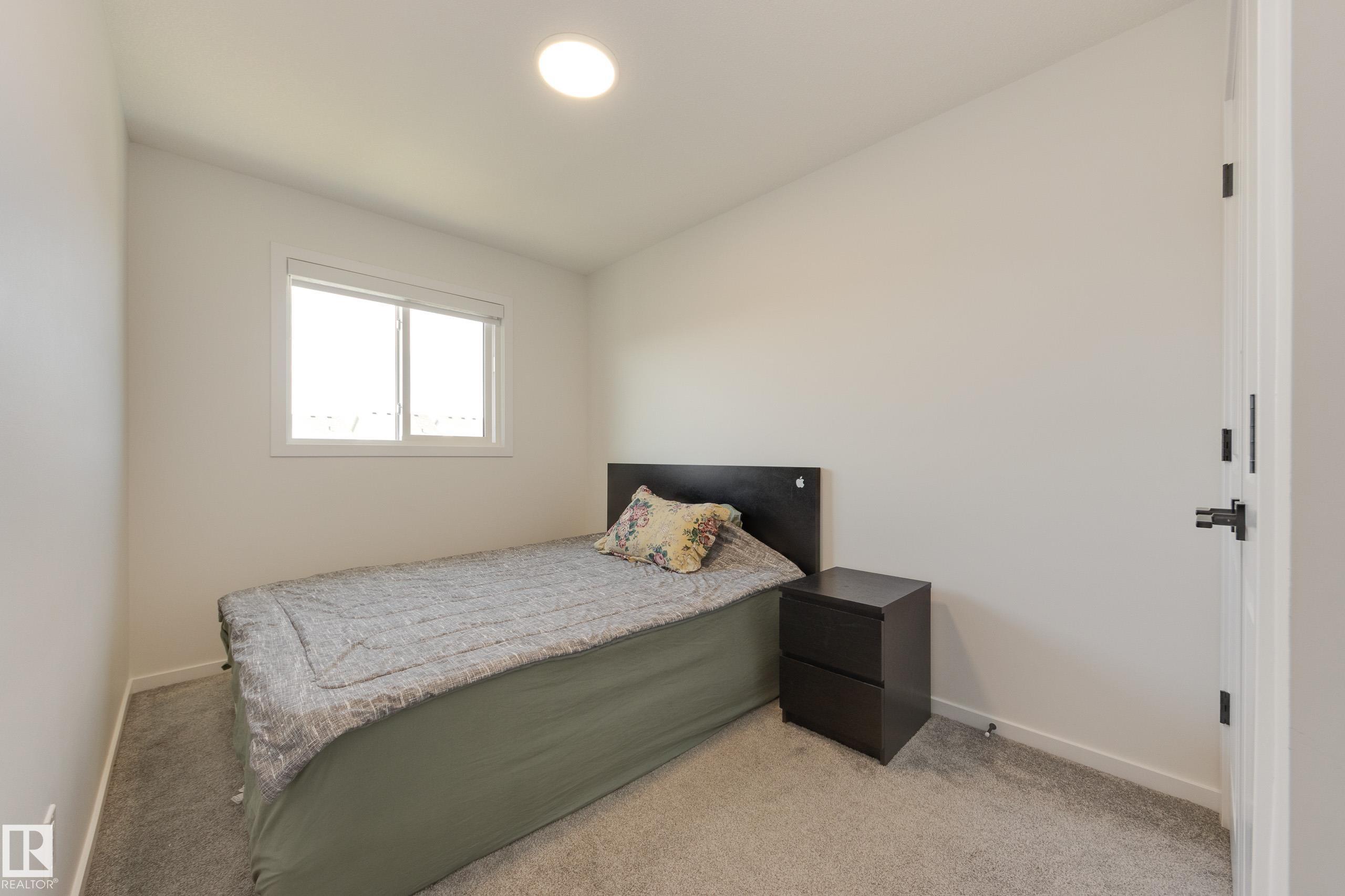 https://zimg.paragon.ice.com/ParagonImages/Property/PM/RAE/225410714/25/0/0/c2c7fbde17acc23f423d02f4eab10fd9/1/e3cd73a663b3a1fccefa6686ed723a90/225410714-b8517e84-4bbc-468b-aba9-63c40426a201.JPG