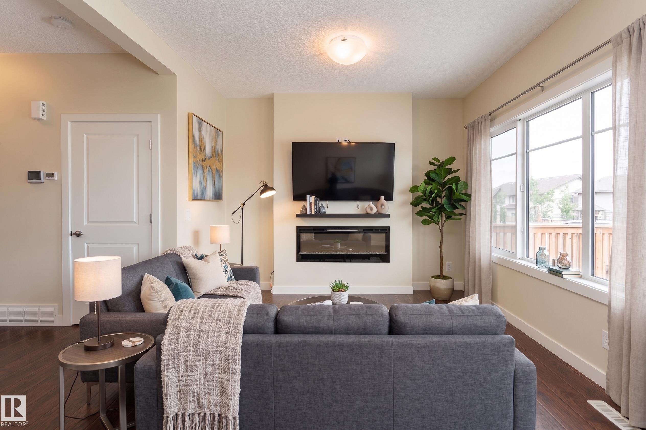 Picture for 8589 CUSHING PL SW