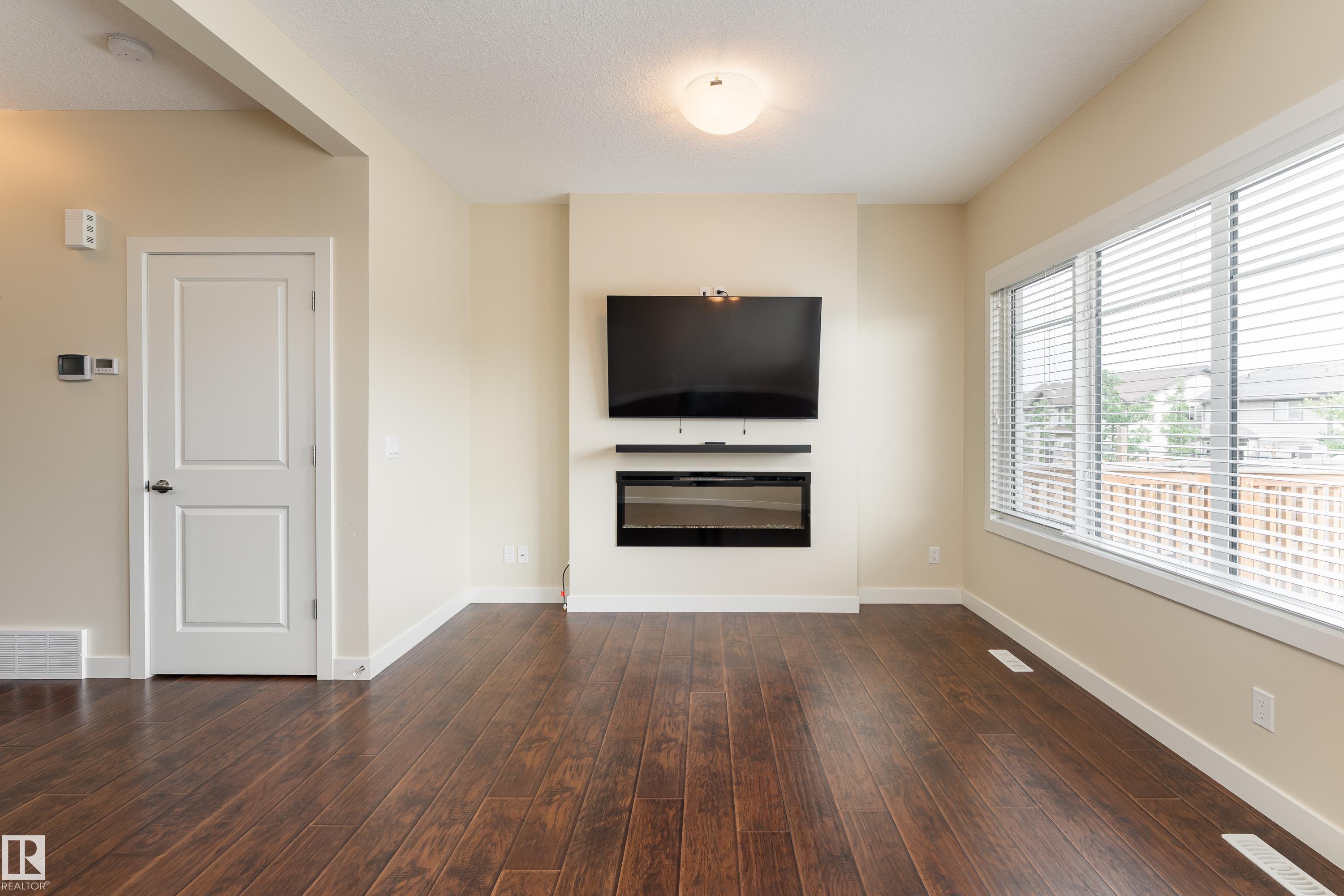 Picture for 8589 CUSHING PL SW