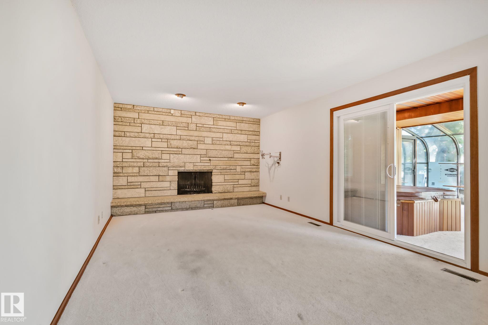 https://zimg.paragon.ice.com/ParagonImages/Property/PM/RAE/225410730/17/0/0/7177c4cd49f3e584bbe077f6a2266b4b/1/9bf4e28bbf369d4c7594bbbac9f0490b/225410730-075089f9-f2f7-4943-b464-55985a12ef45.JPG
