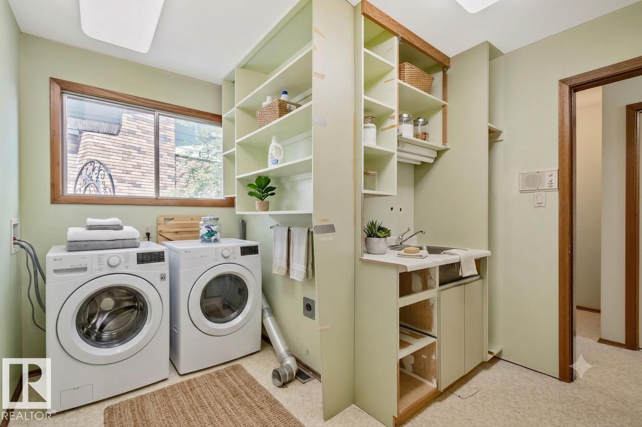 https://zimg.paragon.ice.com/ParagonImages/Property/PM/RAE/225410730/26/0/0/dc48f0b99096ac7ea45172d1409c90c0/1/9bf4e28bbf369d4c7594bbbac9f0490b/225410730-6fa46bce-1c99-4fa5-b06f-bddcecccc55b.JPG