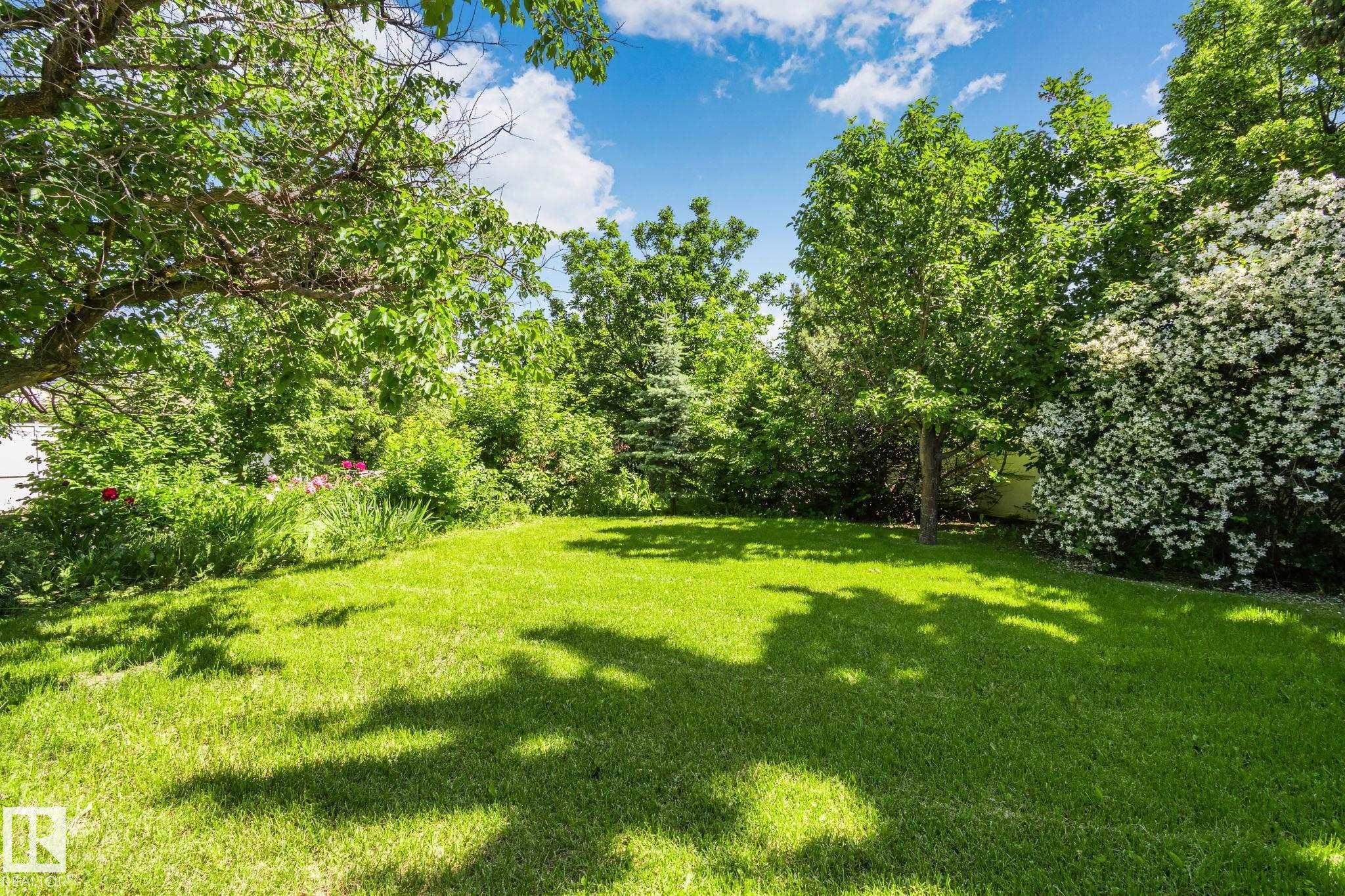 https://zimg.paragon.ice.com/ParagonImages/Property/PM/RAE/225410730/52/0/0/e66d87e67a4a20c65364d34c20caa63e/1/9bf4e28bbf369d4c7594bbbac9f0490b/225410730-f0f3d6ef-d2ac-40b3-965e-86248b360362.JPG