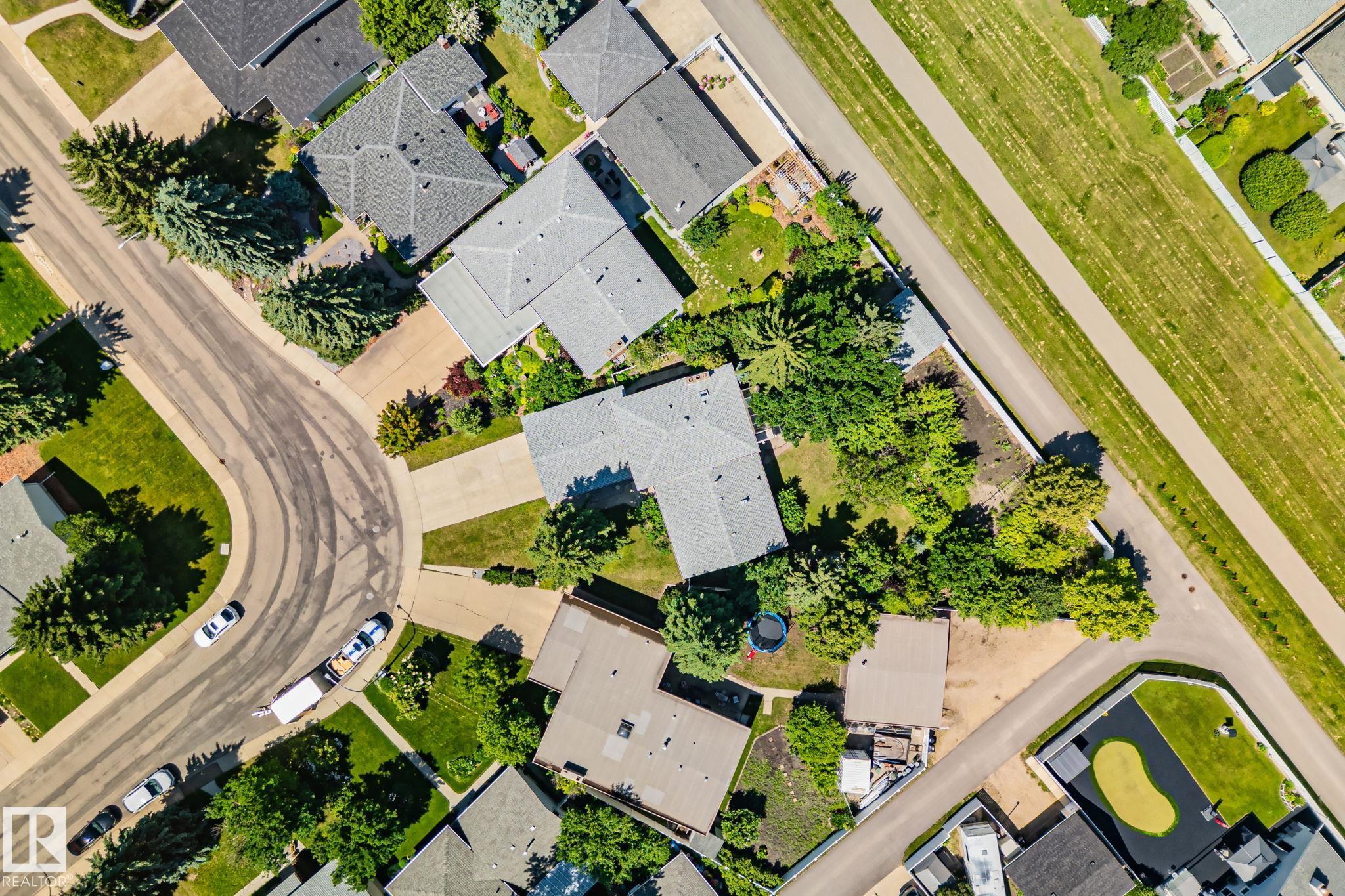 https://zimg.paragon.ice.com/ParagonImages/Property/PM/RAE/225410730/63/0/0/86b87e896ab7f4c2d6f96bca949b568b/1/9bf4e28bbf369d4c7594bbbac9f0490b/225410730-e94ef467-65b4-48a8-8747-4d07449591d3.JPG