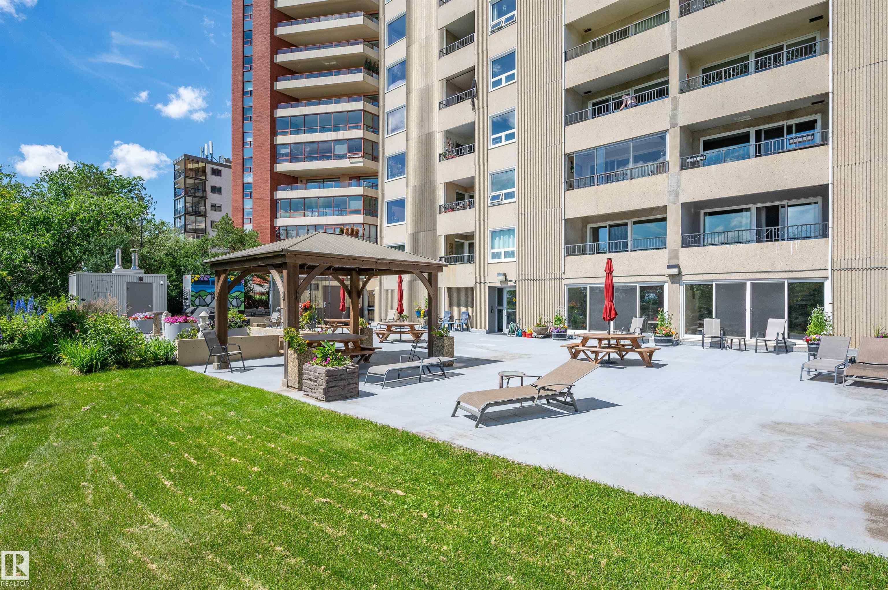 https://zimg.paragon.ice.com/ParagonImages/Property/PM/RAE/225410739/35/0/0/0219d1b43836a5cd11bc58de1ff2cc43/1/4a8e73e983a3daac881e3f7633045be3/225410739-e80889f0-4ec8-435b-8784-6549e44a07f9.JPG