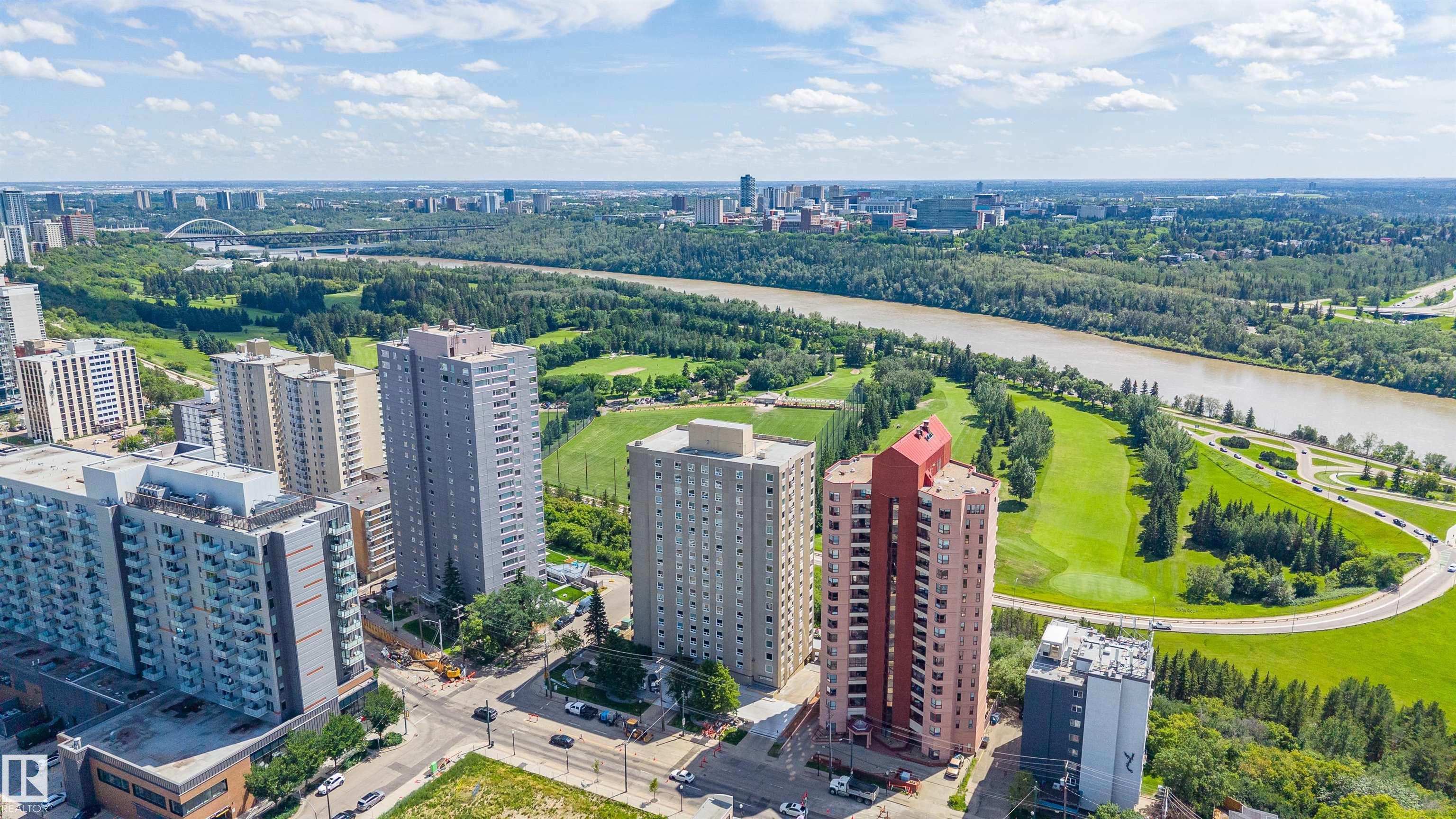 https://zimg.paragon.ice.com/ParagonImages/Property/PM/RAE/225410739/39/0/0/597db3e4a5fa3d807bda32dadf1e3701/1/4a8e73e983a3daac881e3f7633045be3/225410739-fb40f4a1-5a7e-4c5d-8d91-5be4ccf9067d.JPG