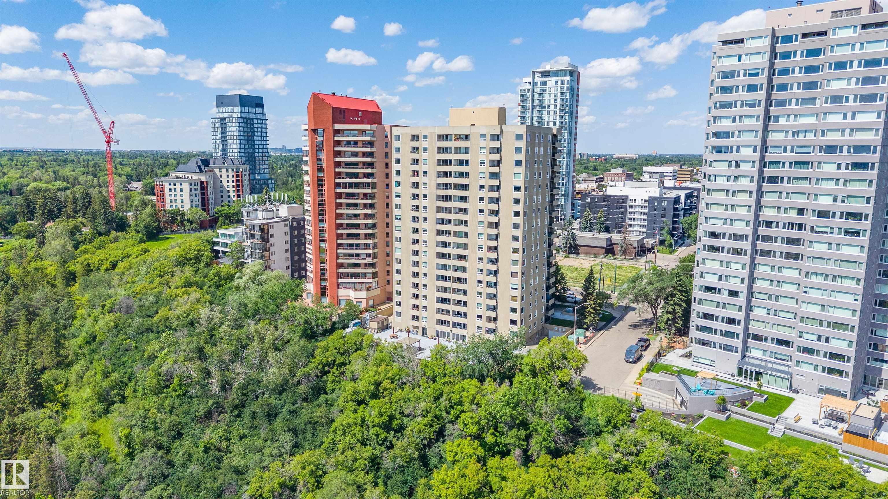 https://zimg.paragon.ice.com/ParagonImages/Property/PM/RAE/225410739/42/0/0/5496ad4f809cc5d7226e72cf1be32753/1/4a8e73e983a3daac881e3f7633045be3/225410739-3724ecf3-a98c-4507-b47b-91532bb8968e.JPG