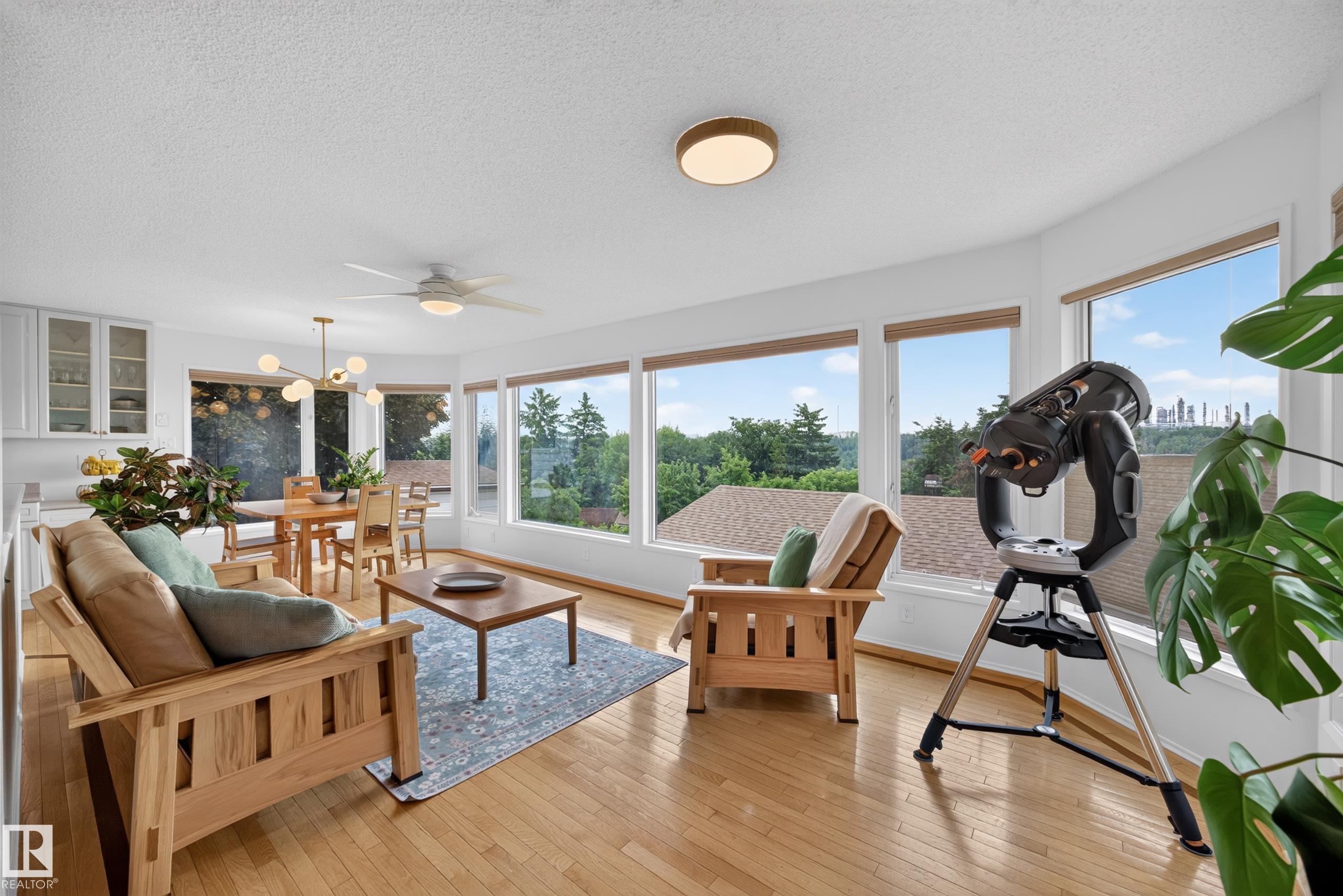 https://zimg.paragon.ice.com/ParagonImages/Property/PM/RAE/225410744/10/0/0/269af4ee9fe90881d52a275a483e27ec/1/105a87af02df9501ee6b3125ab8b7737/225410744-8a4e9683-d3f6-4e0d-a069-eb450b808cd8.JPG