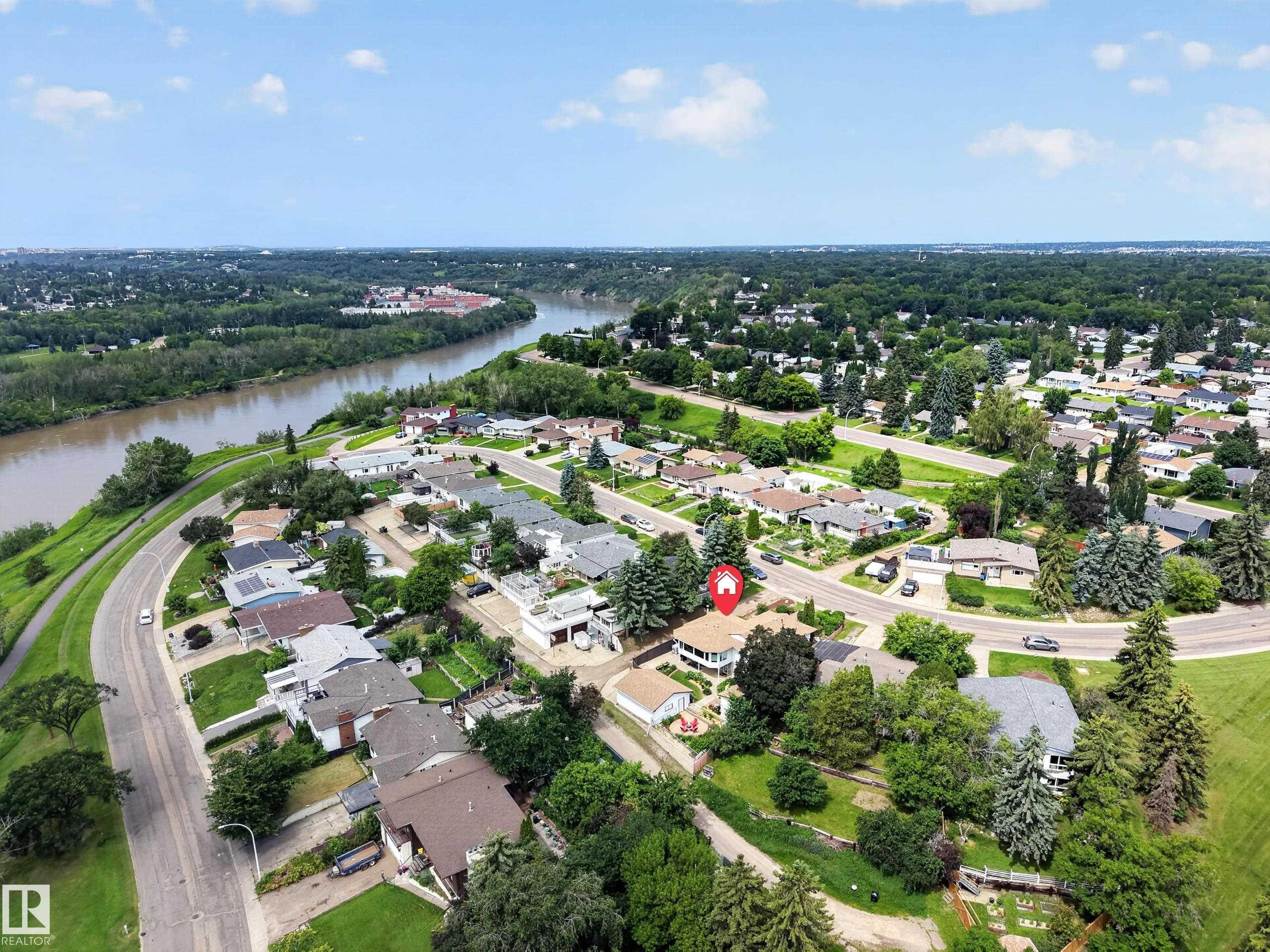 https://zimg.paragon.ice.com/ParagonImages/Property/PM/RAE/225410744/44/0/0/15173c0d8c0f0908d3695a52f30708a0/1/105a87af02df9501ee6b3125ab8b7737/225410744-09fca798-8e3b-488a-aa39-6507874737b8.JPG