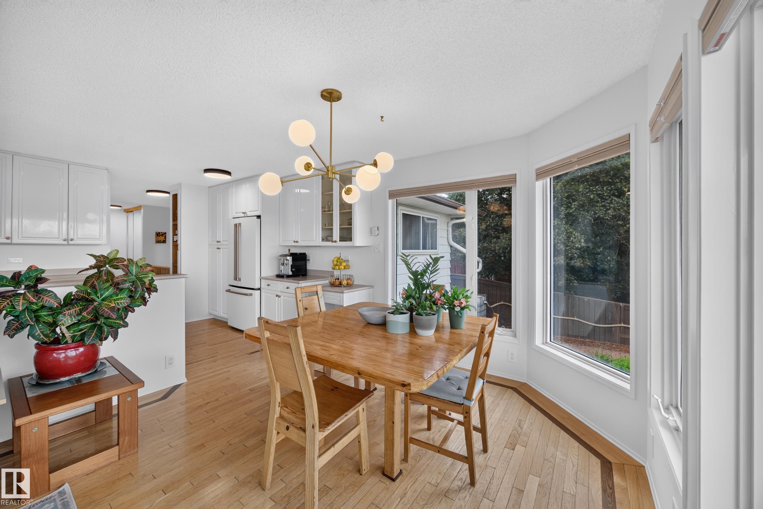 https://zimg.paragon.ice.com/ParagonImages/Property/PM/RAE/225410744/9/0/0/47b20c8362191f30e14384970a5e1681/1/105a87af02df9501ee6b3125ab8b7737/225410744-2b88cbed-e025-4009-9788-89325dcc954c.JPG