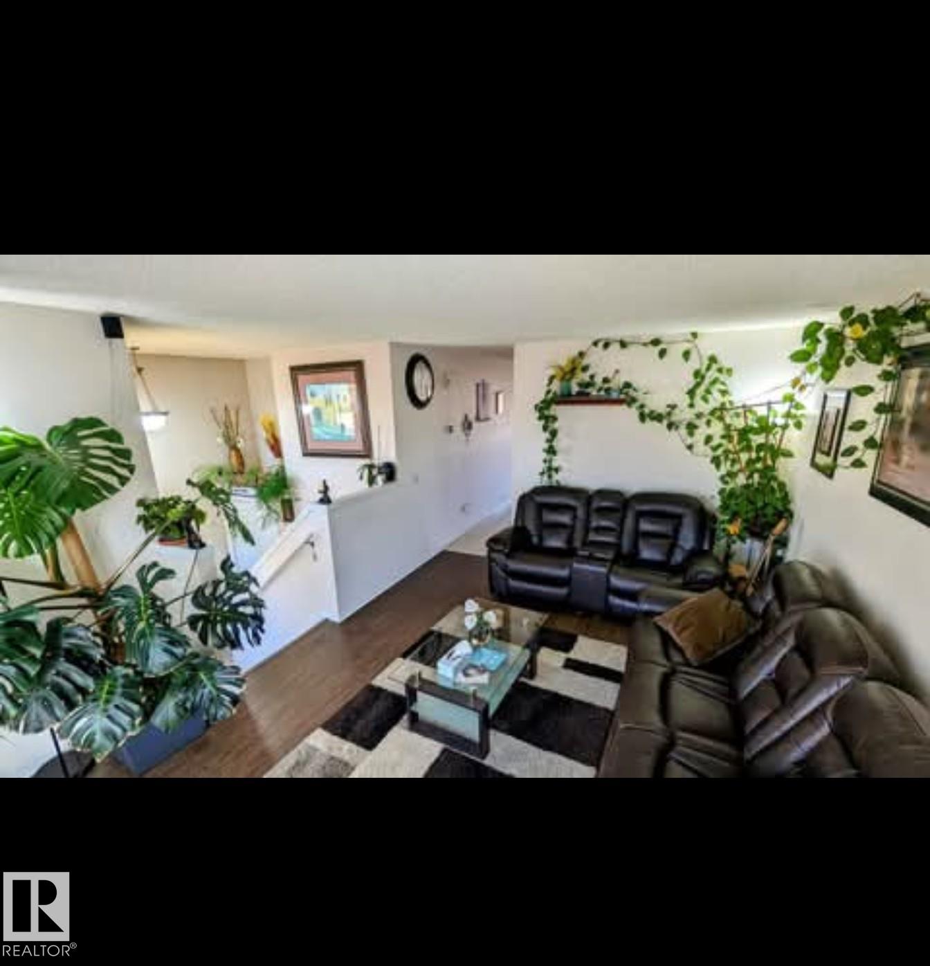 Picture for 17231 91 ST NW