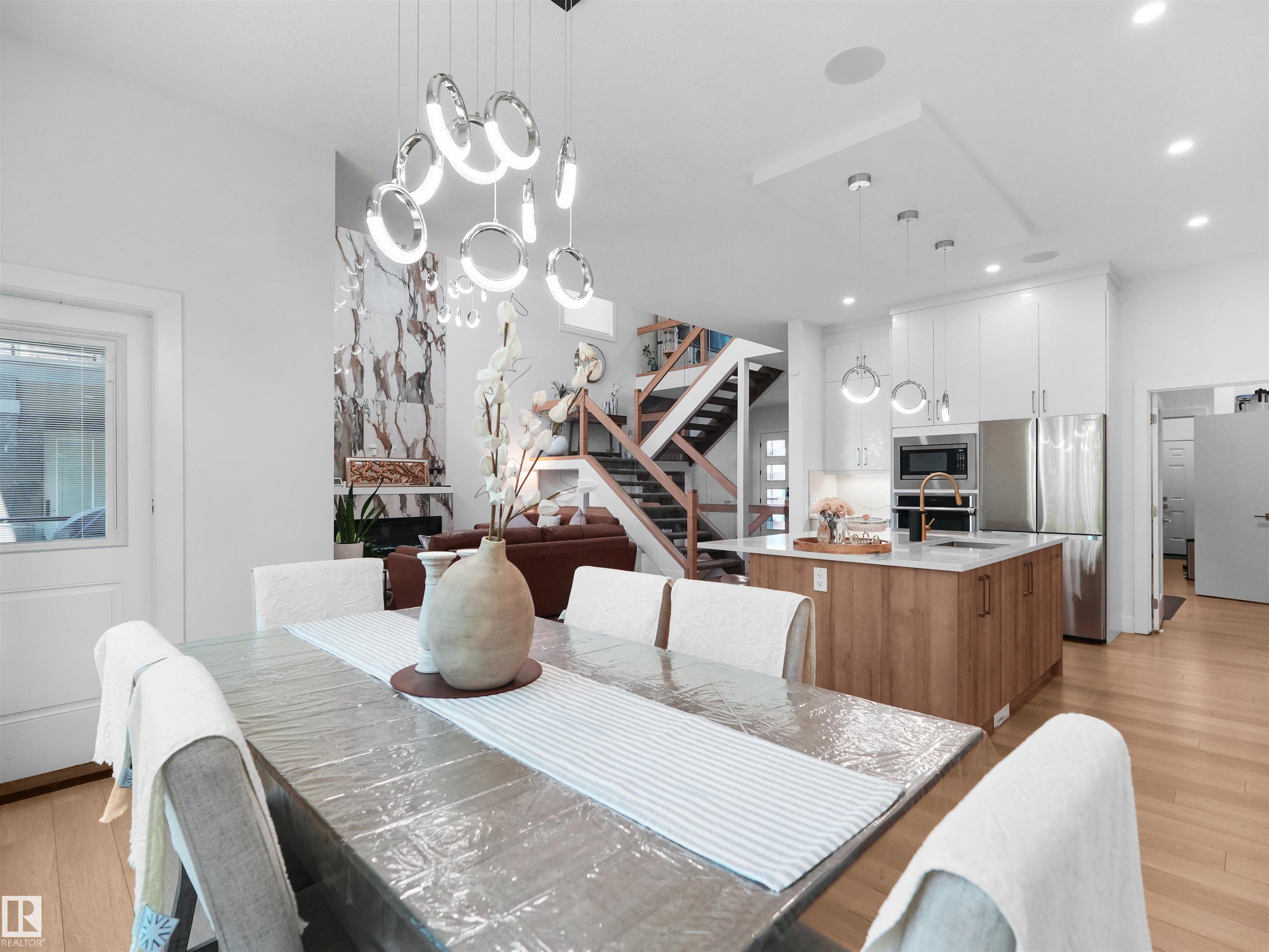 https://zimg.paragon.ice.com/ParagonImages/Property/PM/RAE/225410749/15/0/0/78690d6e7c6489e97e705d0a5403f9cf/1/fffd2da5ce956348dfdeedc8c722aa71/225410749-5167945d-b487-4ec6-9242-35337033f3ae.JPG