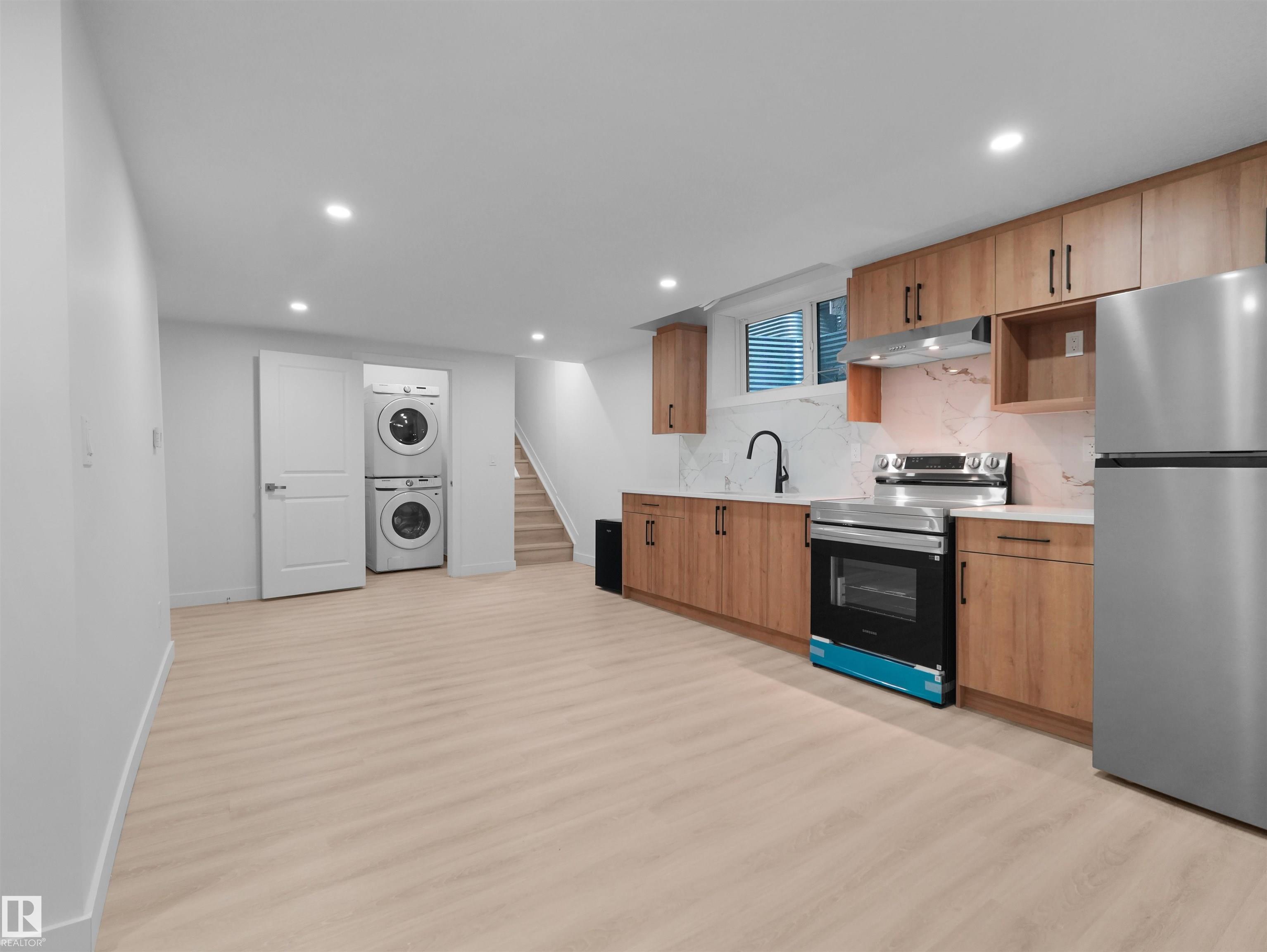 https://zimg.paragon.ice.com/ParagonImages/Property/PM/RAE/225410749/36/0/0/cd7dcbd19b3e4ee2585b6e6d39b58d12/1/fffd2da5ce956348dfdeedc8c722aa71/225410749-a4d5c5a0-5a22-4636-b49d-cb5218f1a29e.JPG