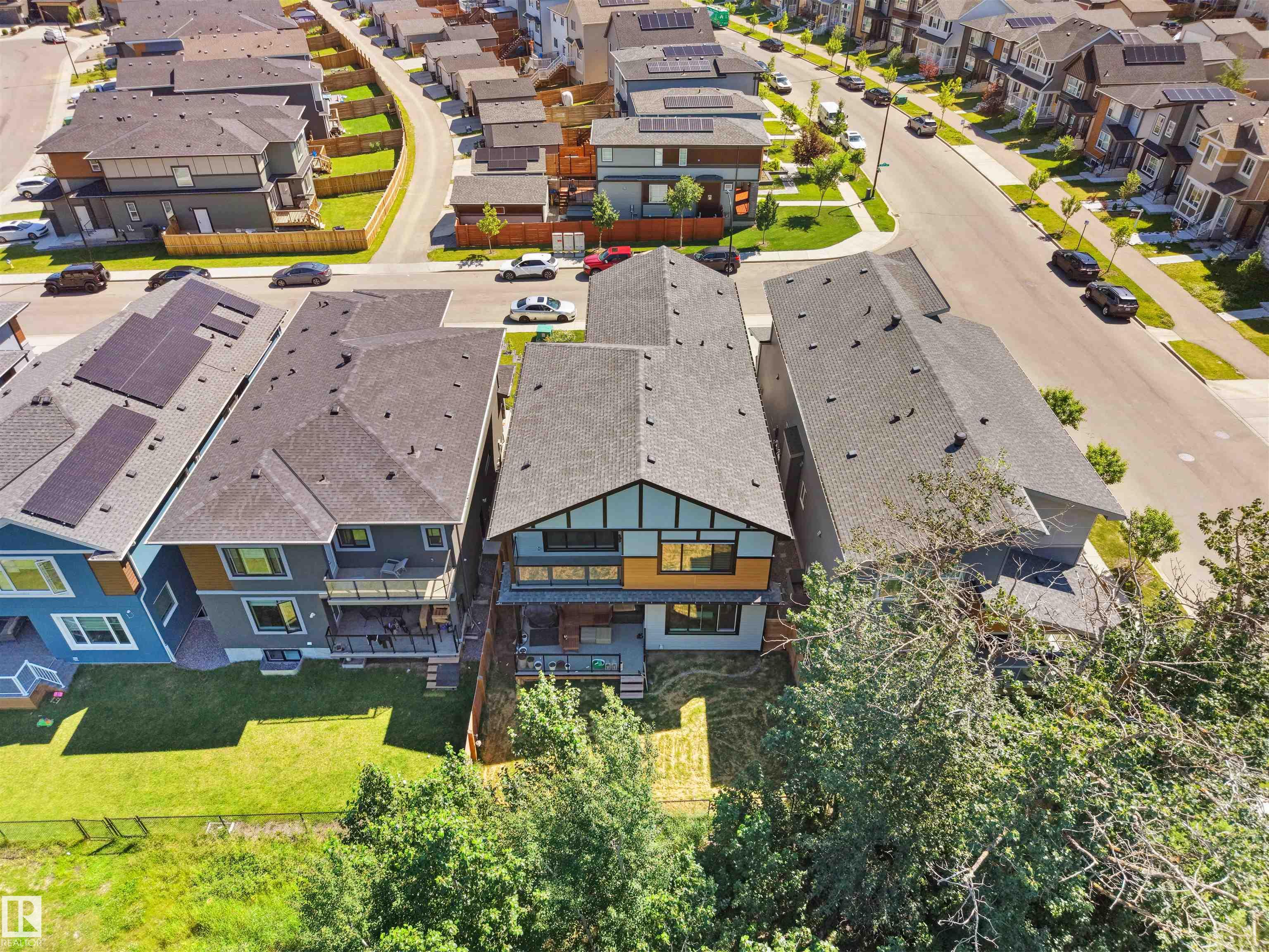 https://zimg.paragon.ice.com/ParagonImages/Property/PM/RAE/225410749/46/0/0/5ce327c5275e61b258d4e7f0e0f140bf/1/fffd2da5ce956348dfdeedc8c722aa71/225410749-ee9e8956-a980-43b7-905f-9b32e19de6d5.JPG