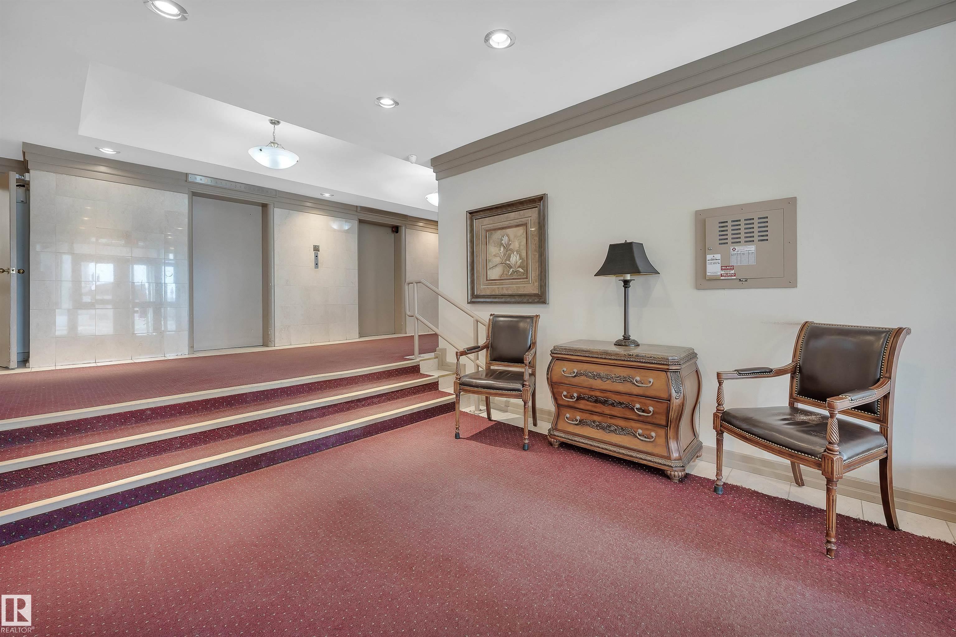205 - 9835 113 Street NW, Wîhkwêntôwin, Edmonton