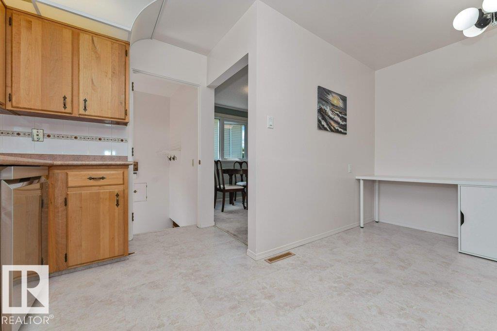 Photo 18 at 11415 56 Avenue NW, Lendrum Place, Edmonton