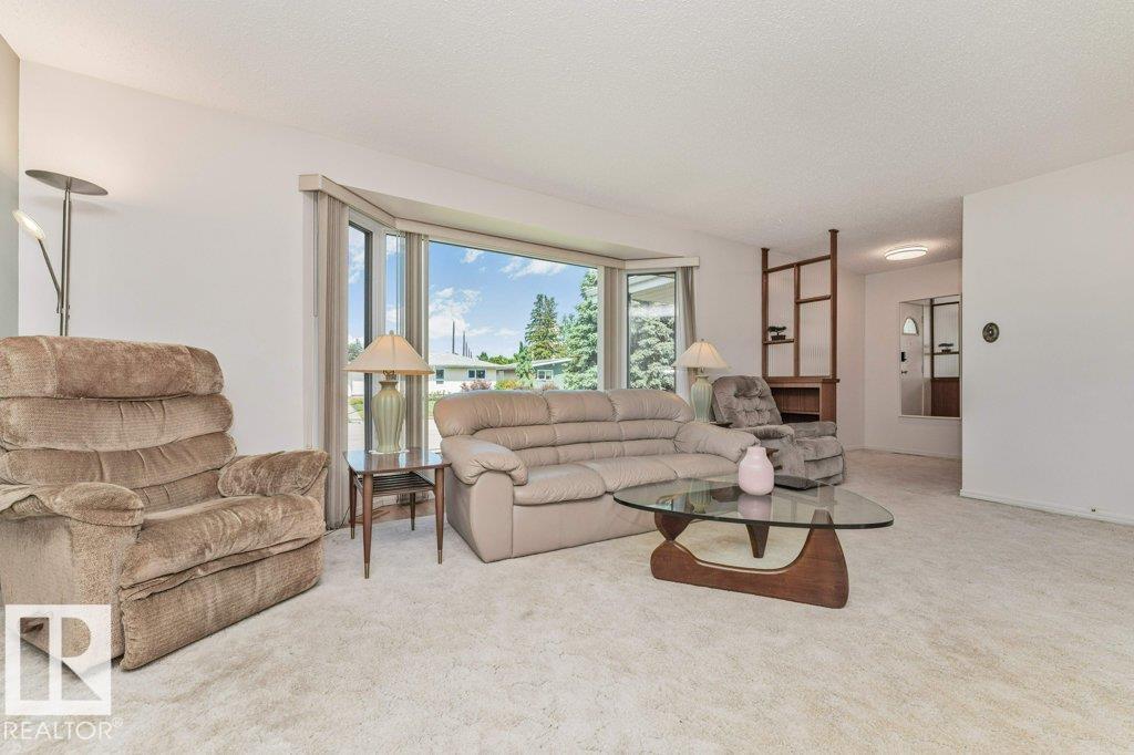Photo 9 at 11415 56 Avenue NW, Lendrum Place, Edmonton