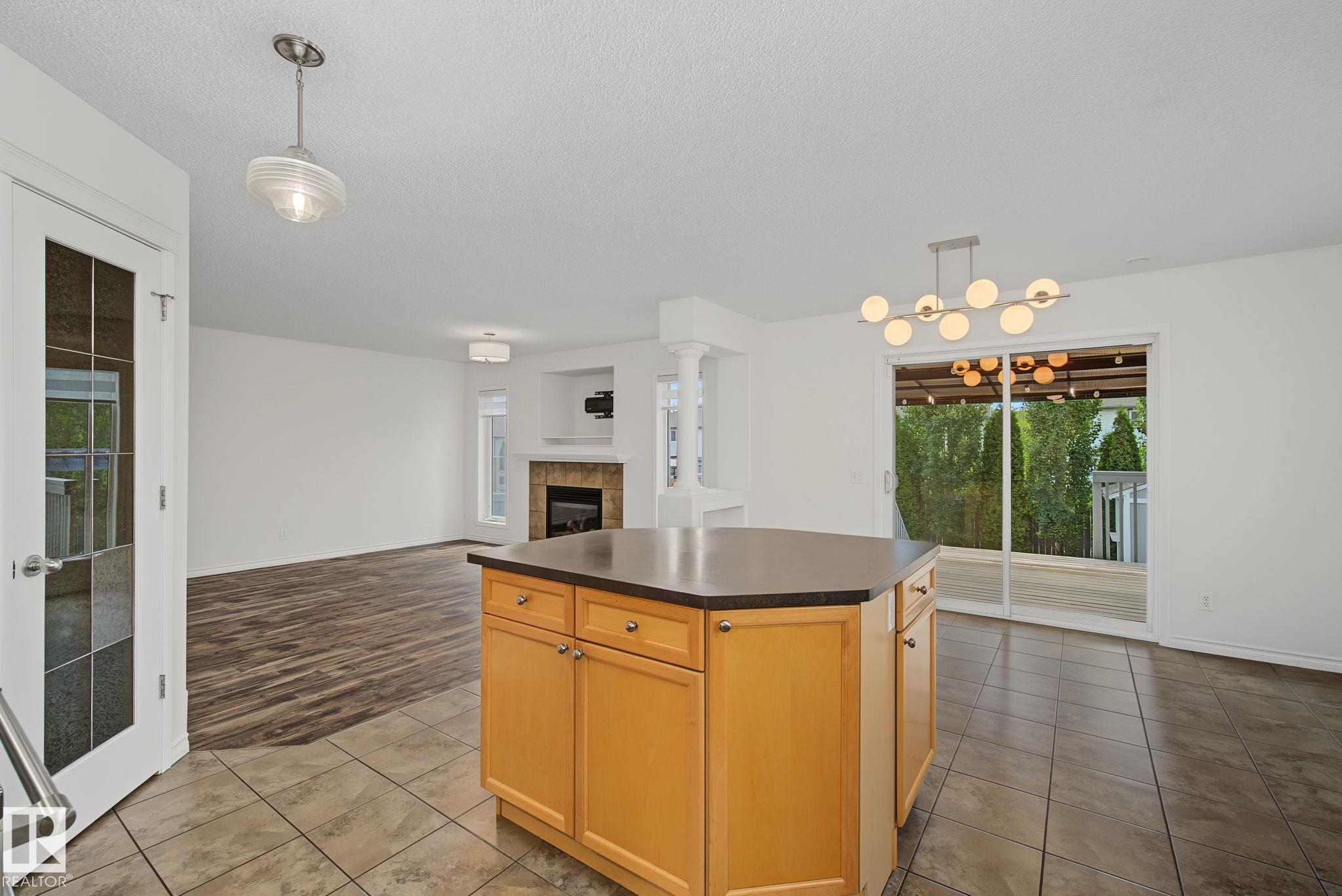 https://zimg.paragon.ice.com/ParagonImages/Property/PM/RAE/225410763/15/0/0/5a8224d9f0468798750903643f2c2f0d/1/801e559ed5e610ced963edccf3de9b82/225410763-8048c094-8a83-4813-a4cd-28783acf41c0.JPG