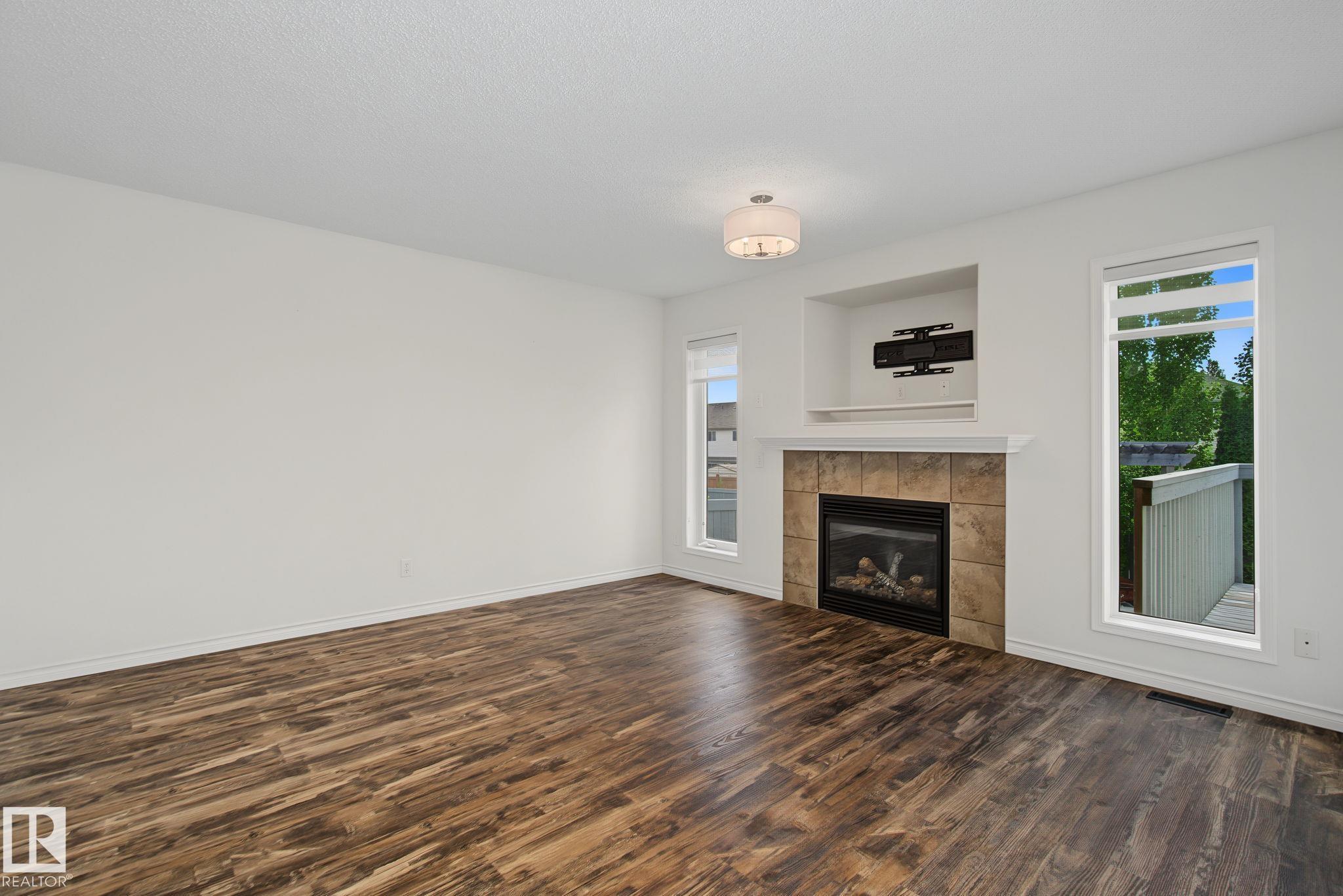https://zimg.paragon.ice.com/ParagonImages/Property/PM/RAE/225410763/8/0/0/3b701dc2b8785d2e2e5011186eeeb834/1/801e559ed5e610ced963edccf3de9b82/225410763-56e6d9e4-62f5-4dd1-81cb-a59a57659a2f.JPG