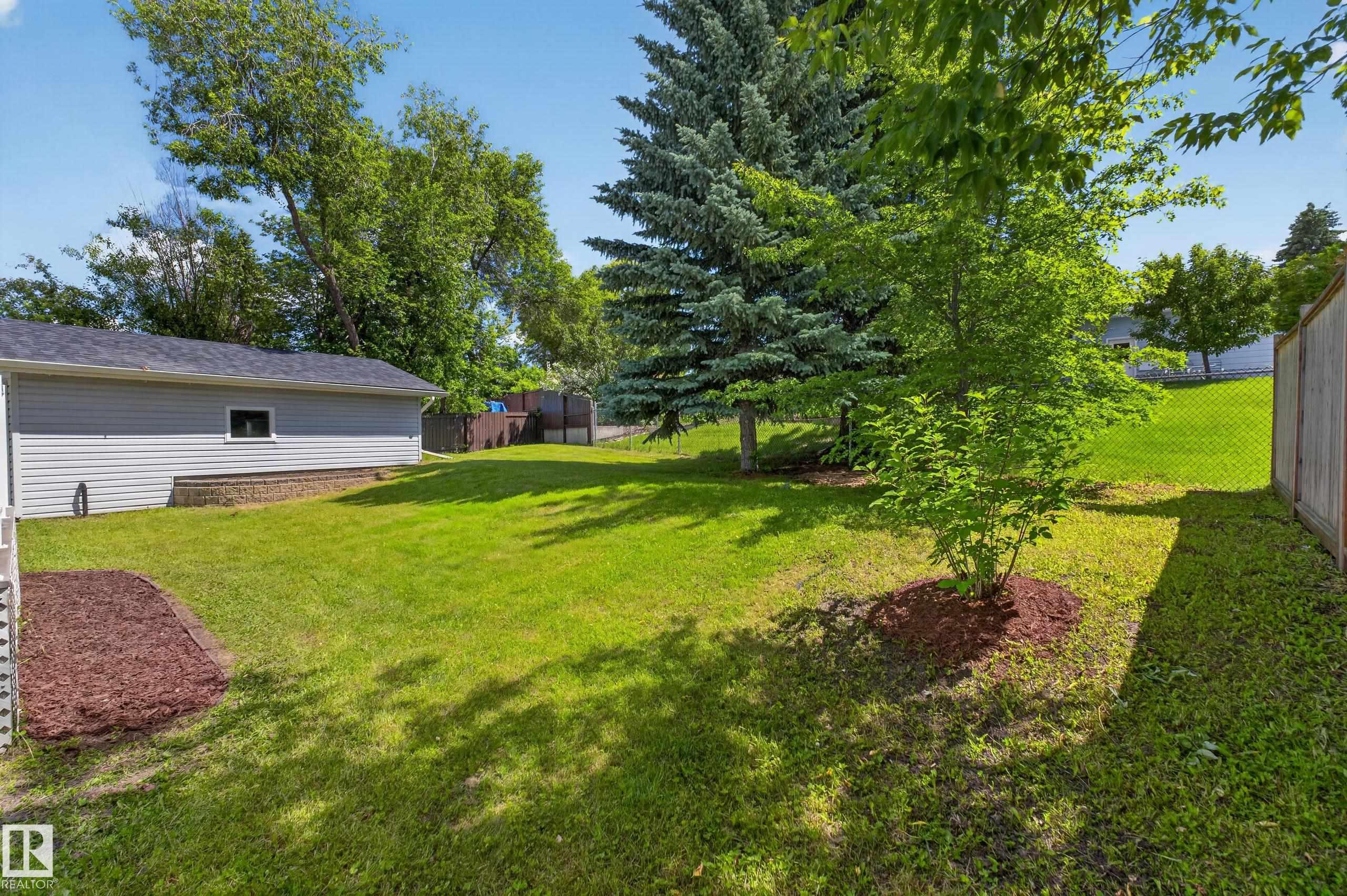 Photo 47 at 224 Gainsboro Court, Glen Allan, Sherwood Park