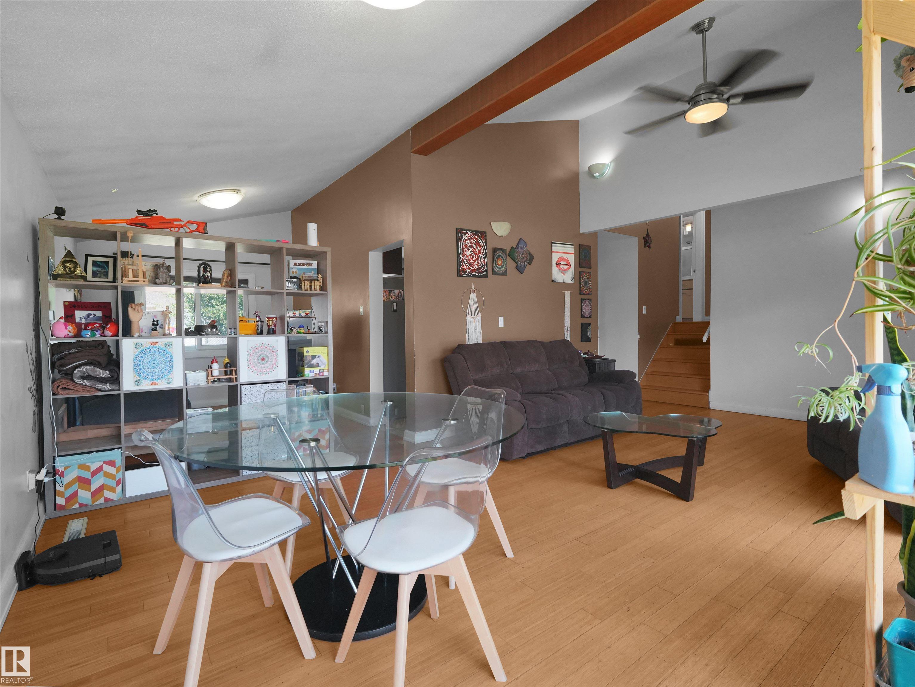 https://zimg.paragon.ice.com/ParagonImages/Property/PM/RAE/225410777/12/0/0/19d97b8b053f8511148e88a3a3396517/1/8ffccb03959b673da48f92d343fd7be2/225410777-6c8e09c4-5906-4018-bf19-025c06747fa4.JPG