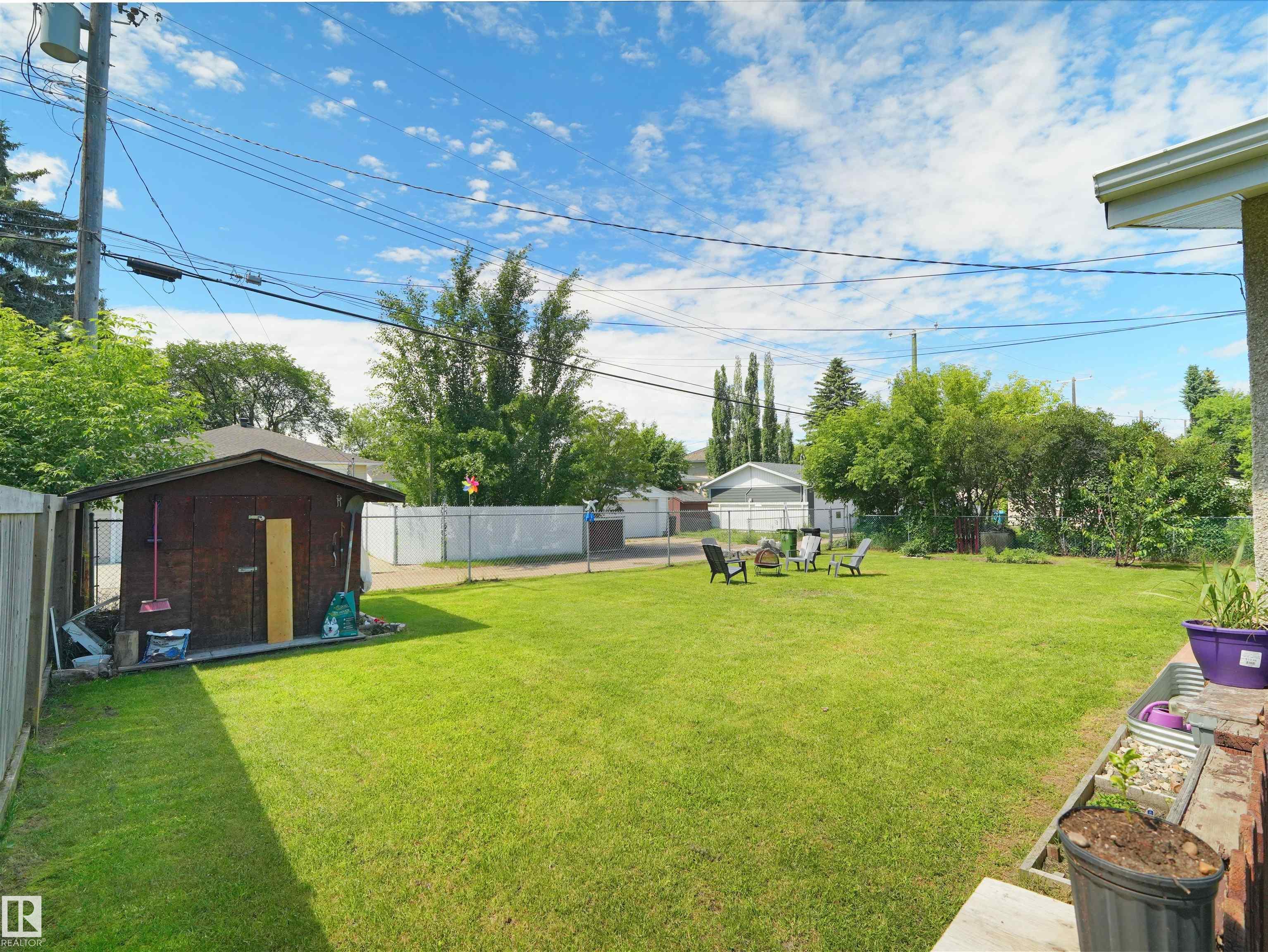 Picture for 9256 75 ST NW