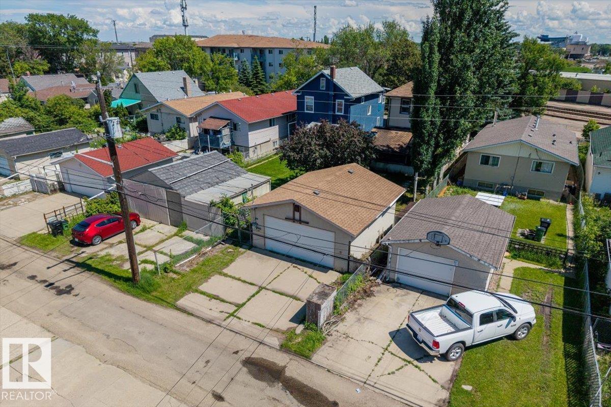 Listing photo thumbnail