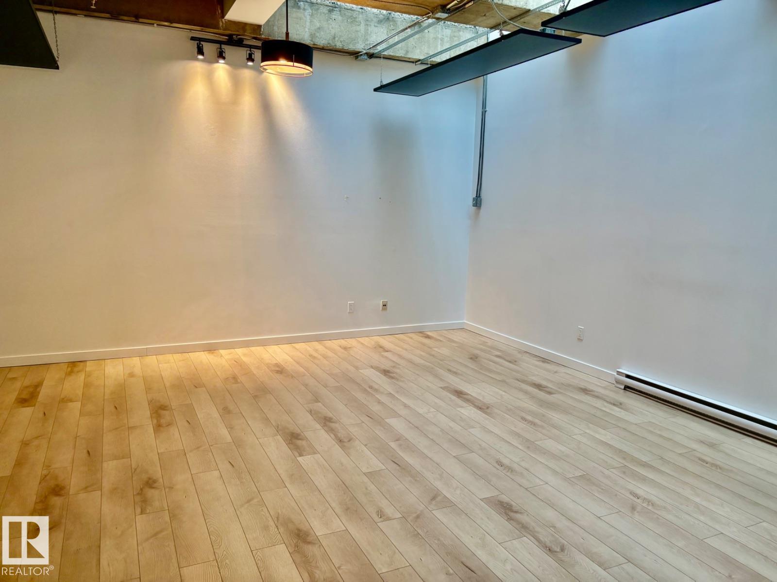 Picture for #206 10024 JASPER AV NW