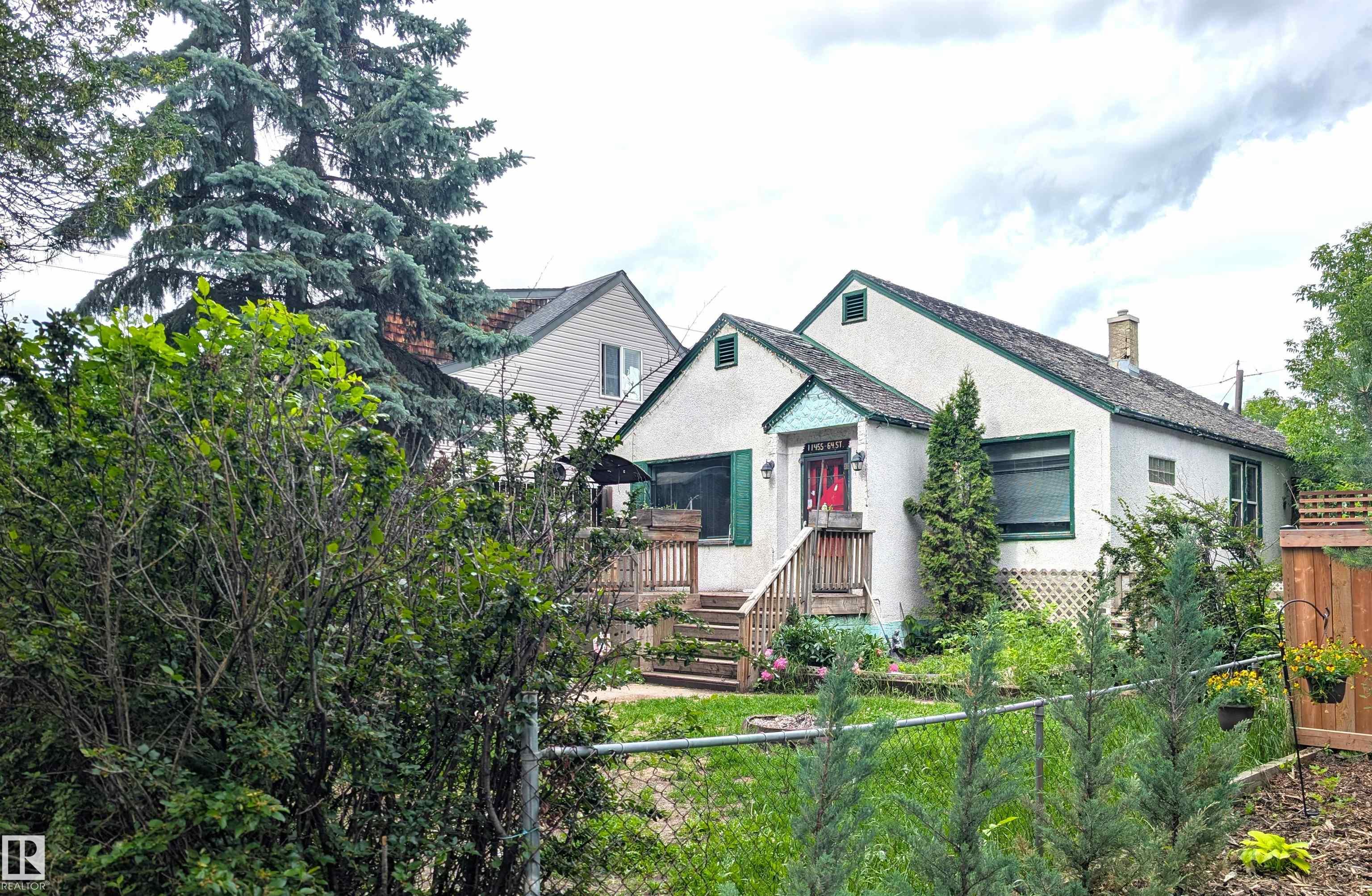 11455 64 Street NW, Highlands, Edmonton