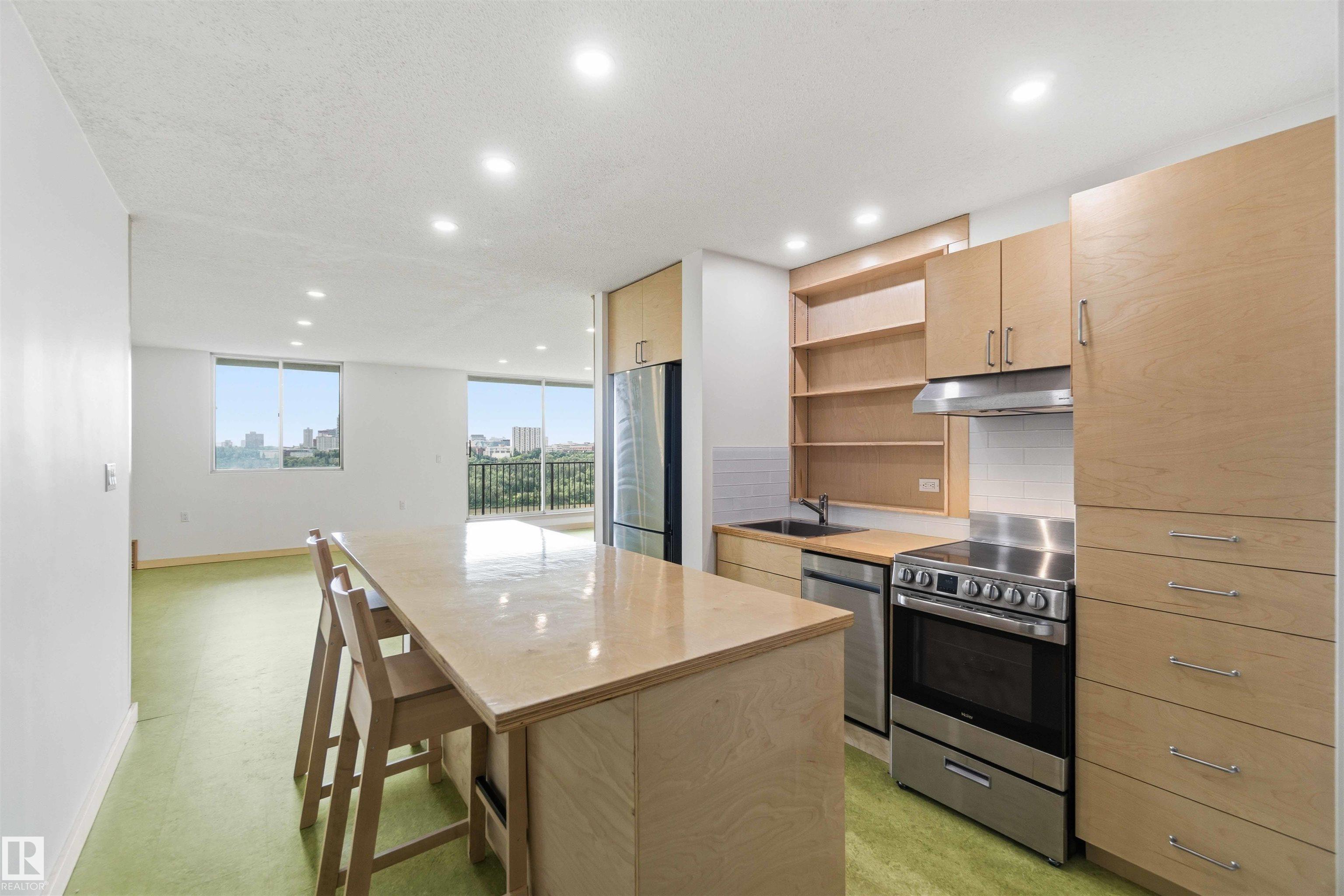 1008 - 11307 99 Avenue NW, Wîhkwêntôwin, Edmonton