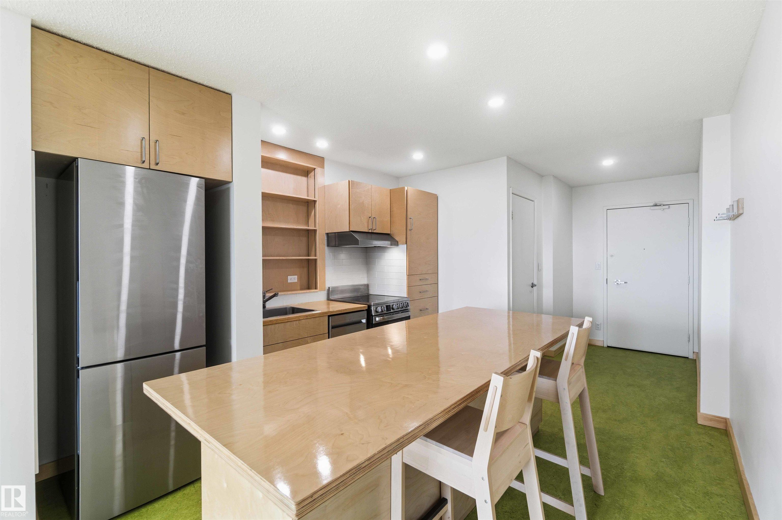 Photo 8 at 1008 - 11307 99 Avenue NW, Wîhkwêntôwin, Edmonton