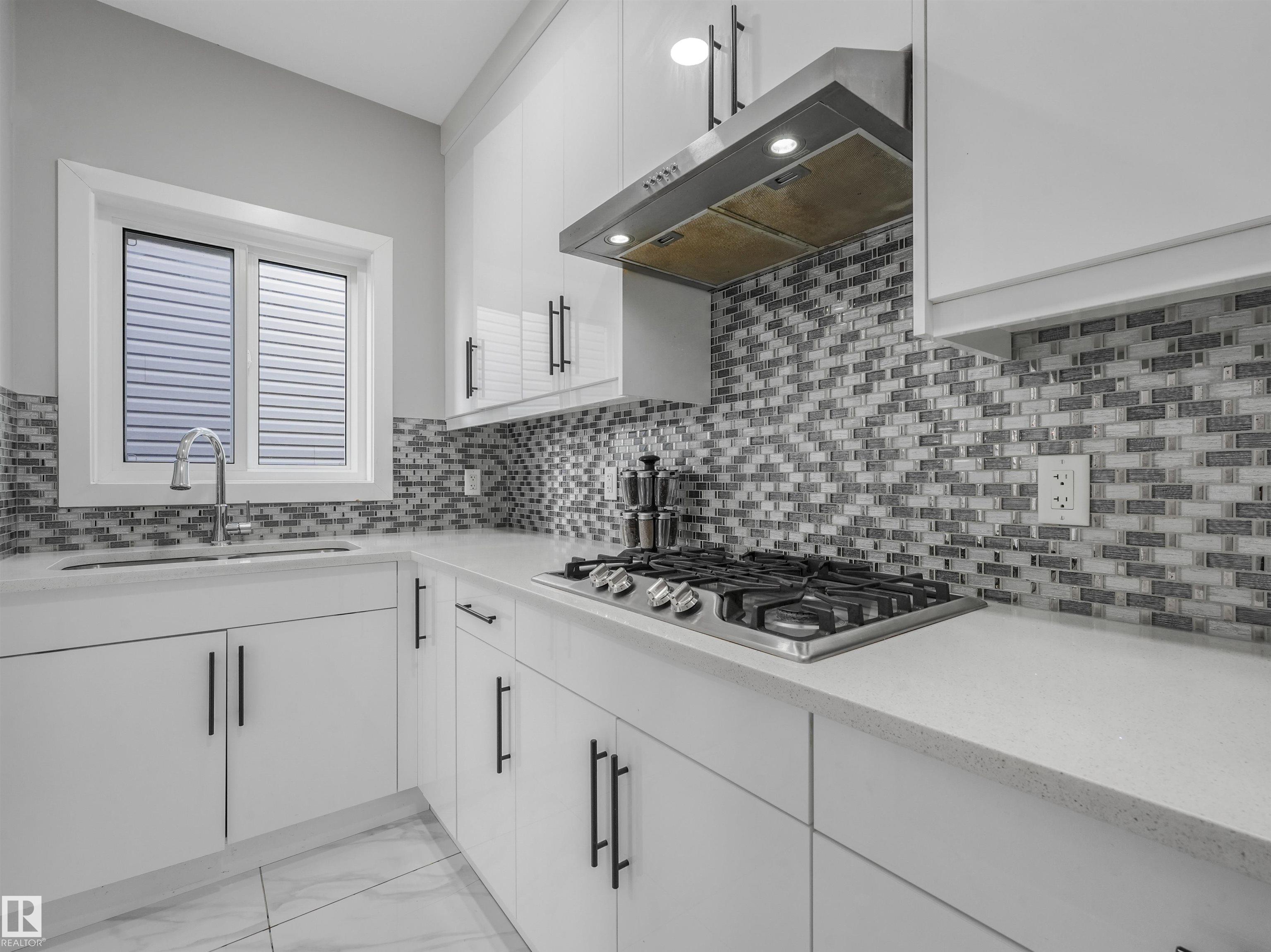 https://zimg.paragon.ice.com/ParagonImages/Property/PM/RAE/225410807/18/0/0/f968a27062ae91a57c845d36b543cb5b/1/6b086ebca0c2730a539f77e72fc72336/225410807-41e0f0b1-d13c-4349-b84f-466111d21db2.JPG