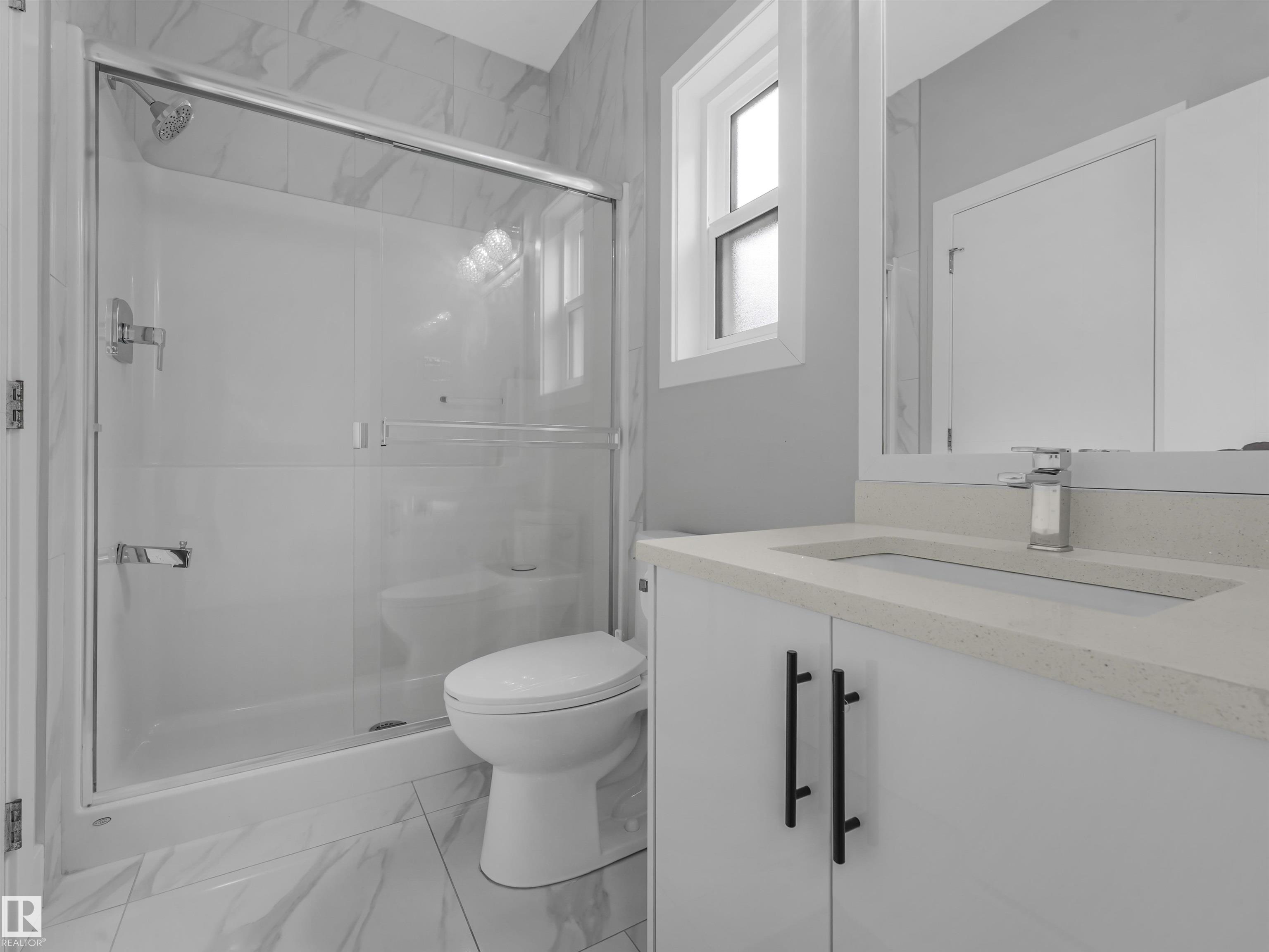 https://zimg.paragon.ice.com/ParagonImages/Property/PM/RAE/225410807/22/0/0/612e059d619f4c4744427b4fd1240e25/1/6b086ebca0c2730a539f77e72fc72336/225410807-d4fe1bf6-933e-493b-8c67-1dd5fc605ae2.JPG