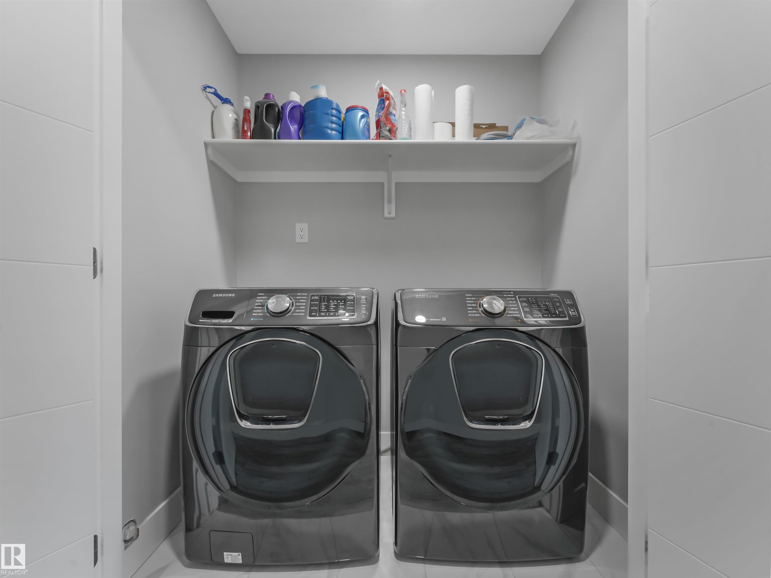 https://zimg.paragon.ice.com/ParagonImages/Property/PM/RAE/225410807/35/0/0/e061e6e0741e9774d2a5321164b2cc70/1/6b086ebca0c2730a539f77e72fc72336/225410807-ab885e74-7fc8-444d-bce0-24f3727ea0ef.JPG