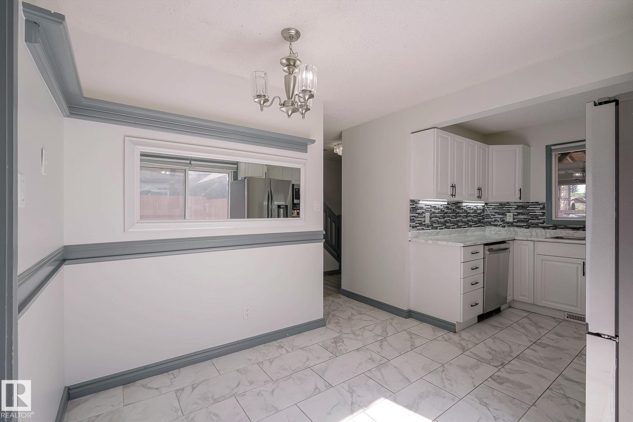 https://zimg.paragon.ice.com/ParagonImages/Property/PM/RAE/225410818/13/0/0/7132cbc35e51a24850e3782edddec8cb/1/4e450c5b7ec847c727b2156b639d1e44/225410818-9336105c-ac32-42c8-8d31-c14096803378.JPG