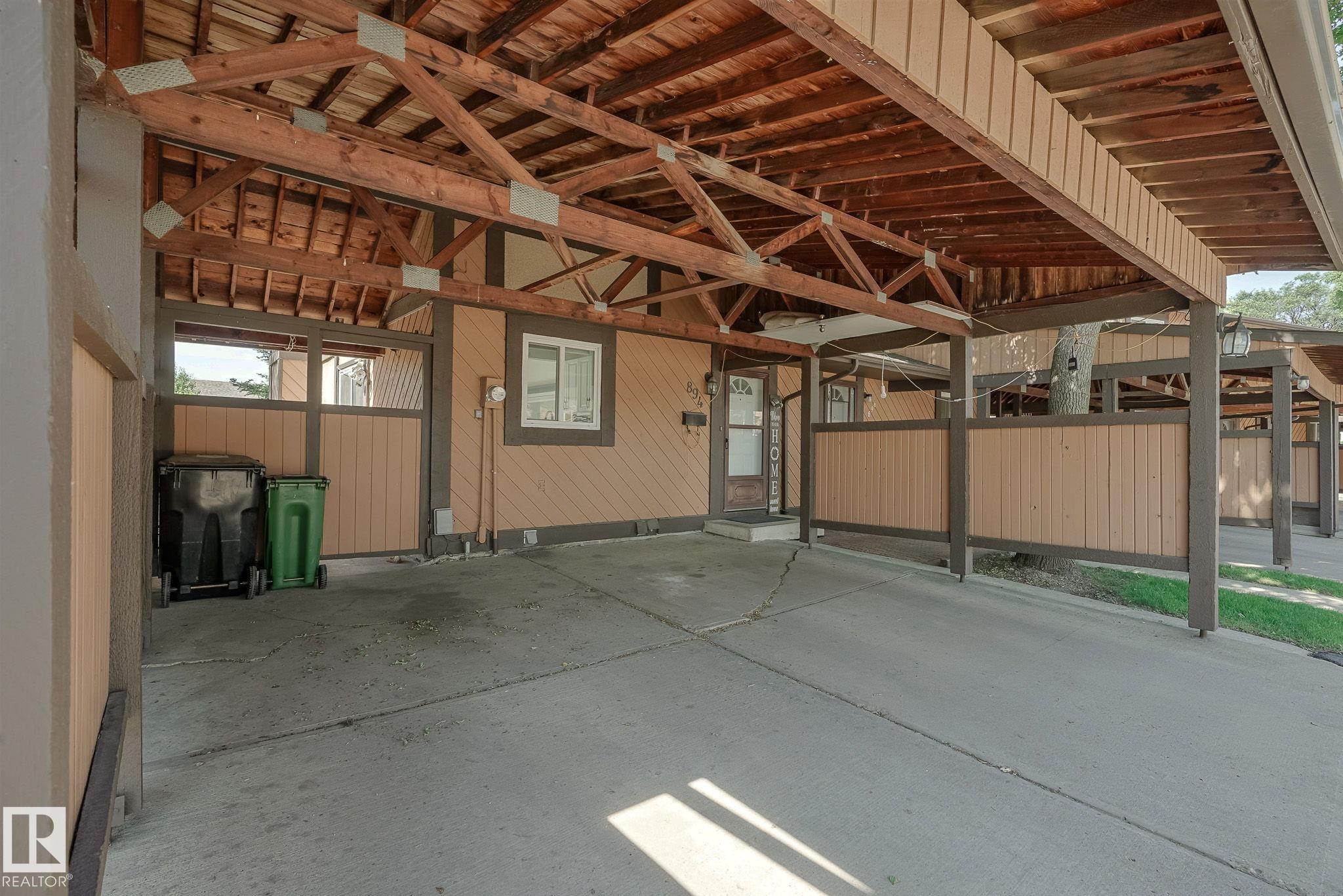 https://zimg.paragon.ice.com/ParagonImages/Property/PM/RAE/225410818/40/0/0/4497bd61d9400080b1abcbc52862fdb1/1/4e450c5b7ec847c727b2156b639d1e44/225410818-850eed3f-bbff-48ed-86f6-811edd900601.JPG