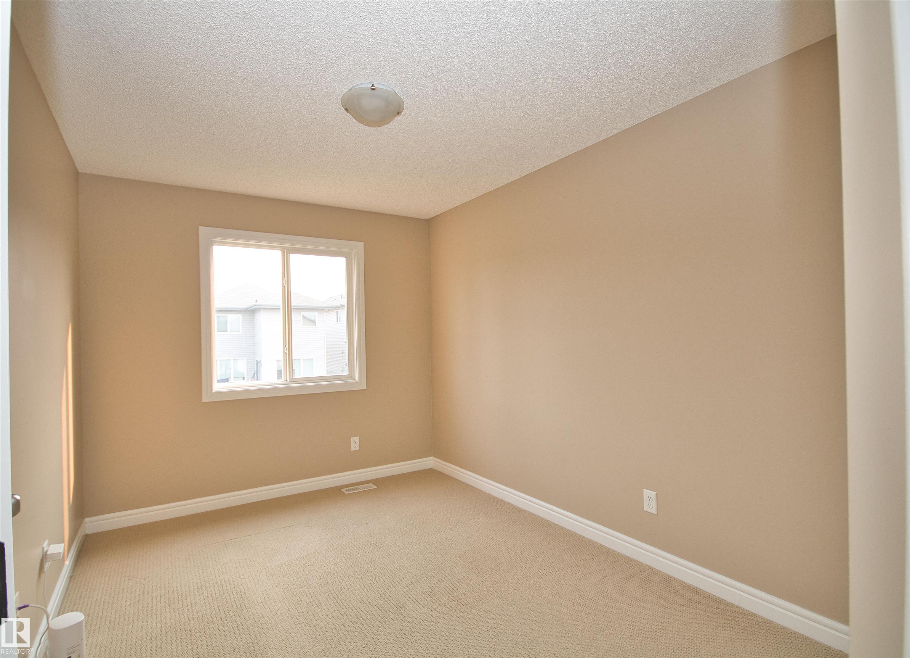 https://zimg.paragon.ice.com/ParagonImages/Property/PM/RAE/225410833/23/0/0/1e3899af81bb2c29107a7dc1a983b198/1/be8fdb087e57b5cad2e74f2e07a1e0de/225410833-3a23cab3-a49b-4bda-8b30-291d0506d327.JPG