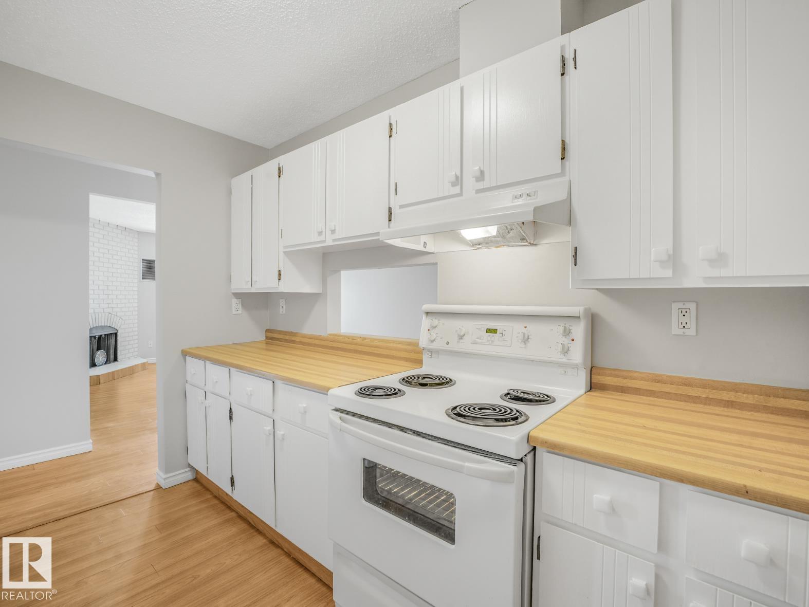 https://zimg.paragon.ice.com/ParagonImages/Property/PM/RAE/225410849/14/0/0/cde1471586f4af4bcf2bcd58de63f688/1/b4ede9598498e31e6cd9ada44d041633/225410849-00b8b3a6-9a92-4266-8d33-e3788b369ee0.JPG