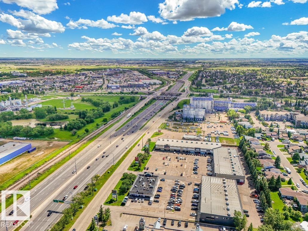 https://zimg.paragon.ice.com/ParagonImages/Property/PM/RAE/225410849/44/0/0/e0d04a68571a2b571ffd3c804bce914f/1/b4ede9598498e31e6cd9ada44d041633/225410849-0c361f9b-25e3-4578-85f9-5f245b48cf23.JPG