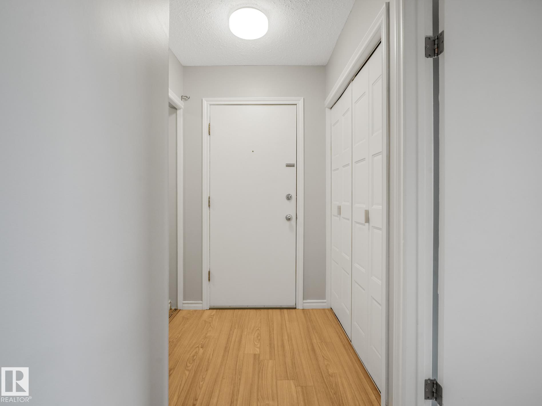 https://zimg.paragon.ice.com/ParagonImages/Property/PM/RAE/225410849/7/0/0/87db69154a110b43f9a372167953a080/1/b4ede9598498e31e6cd9ada44d041633/225410849-975c66bb-f072-4e3e-b2eb-c8dd3474a4a9.JPG