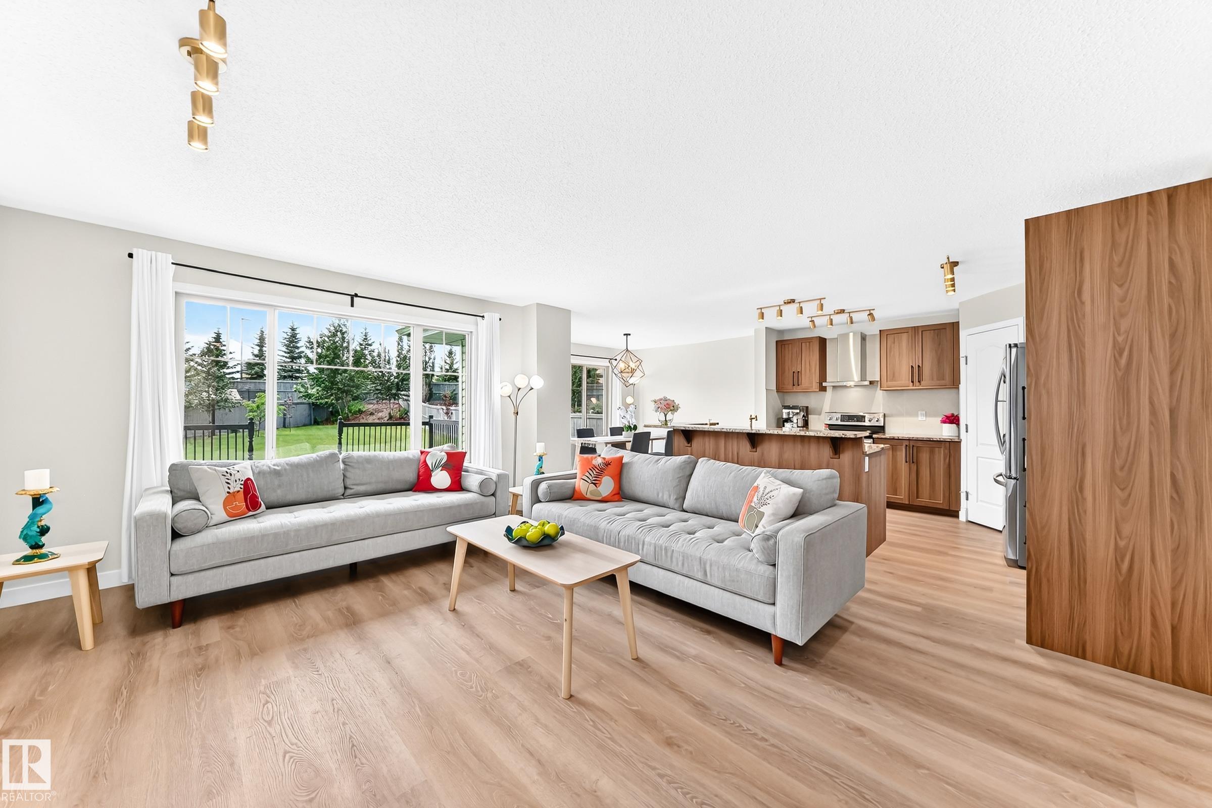 https://zimg.paragon.ice.com/ParagonImages/Property/PM/RAE/225410868/16/0/0/8cb96917dd2604fb1e65200c9291aaa0/1/bdbcce06b019e9f94d12c72d8c81b47d/225410868-f6d10195-e0b9-46e8-9fb2-f1627075969e.JPG