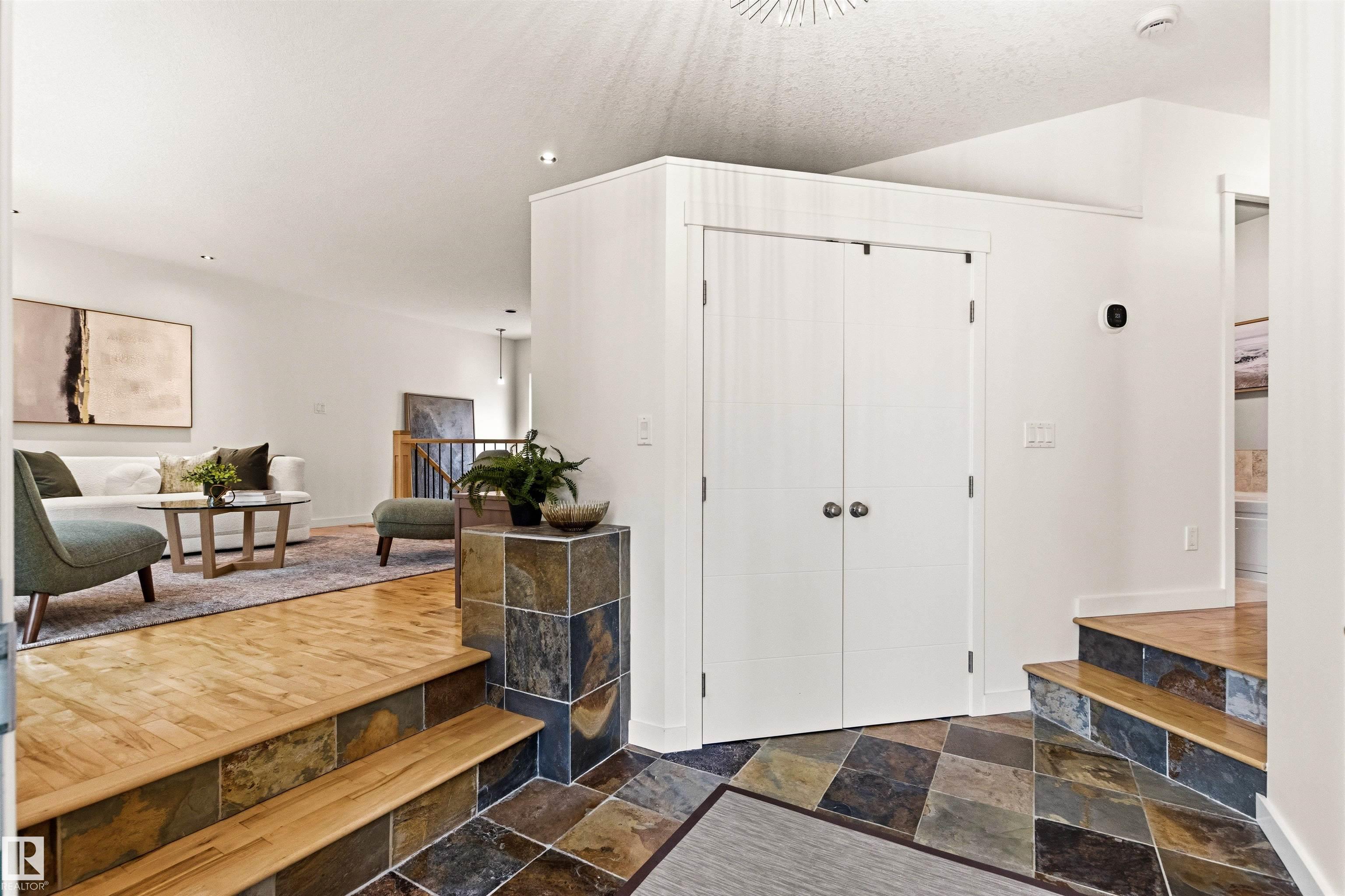 Photo 4 at 13868 110a Avenue NW, North Glenora, Edmonton