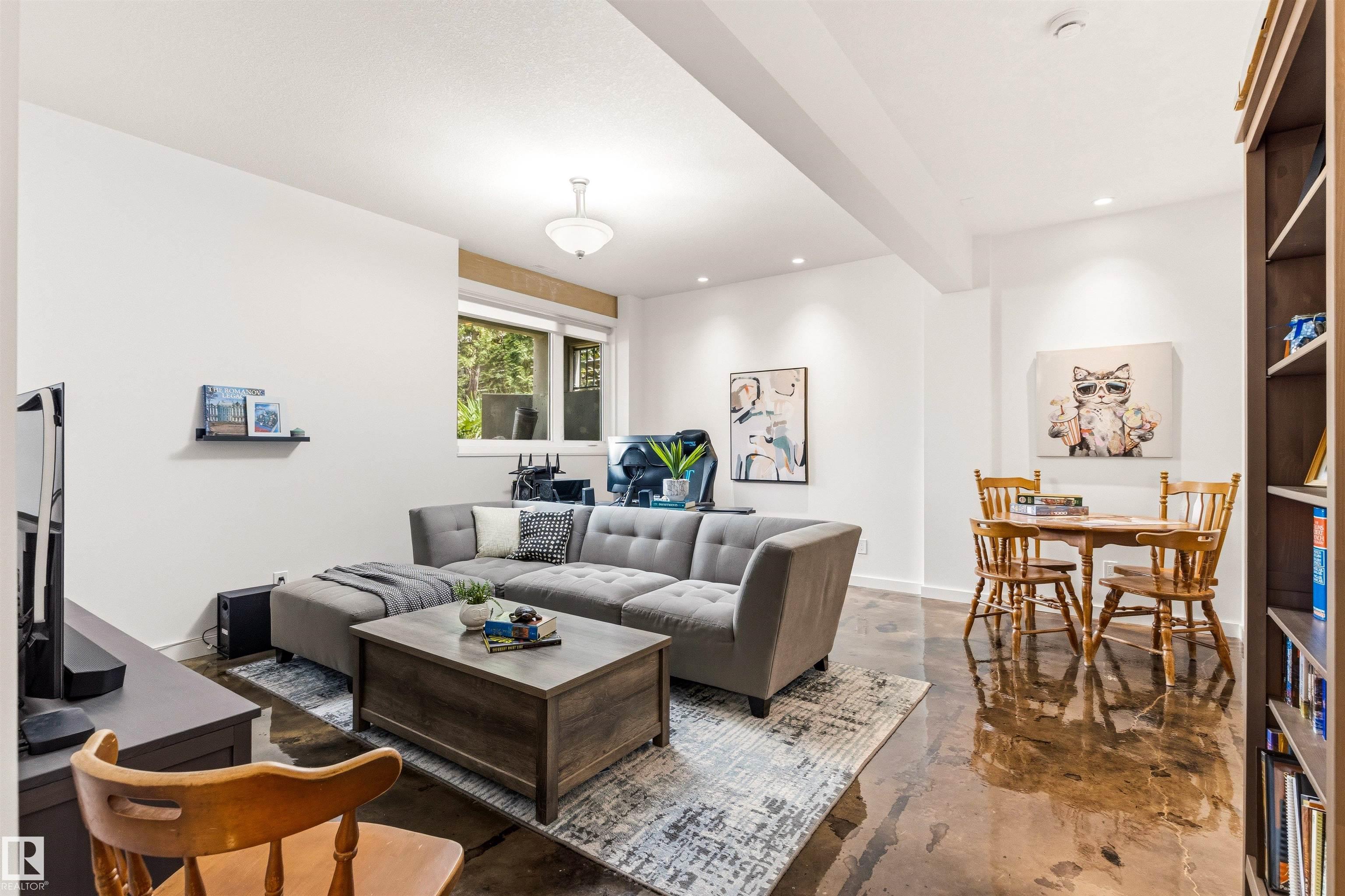 Photo 32 at 13868 110a Avenue NW, North Glenora, Edmonton