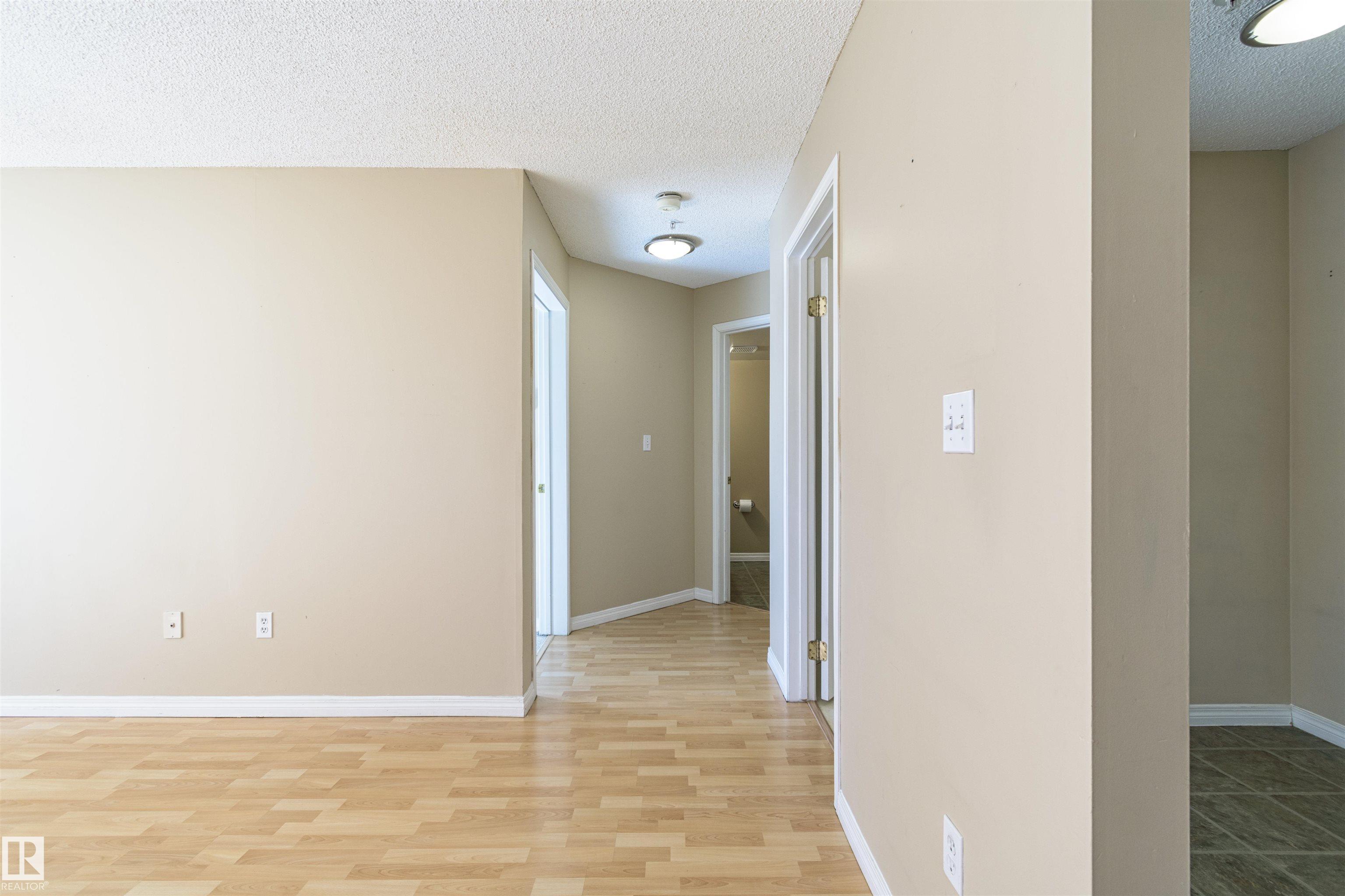 https://zimg.paragon.ice.com/ParagonImages/Property/PM/RAE/225410883/7/0/0/bfd721b578ae28d137ee7e6fe3e584e8/1/798c6773fca8c1701a17f5a595dce097/225410883-0BE12742-29C5-405F-852A-B13680D55E45.JPG