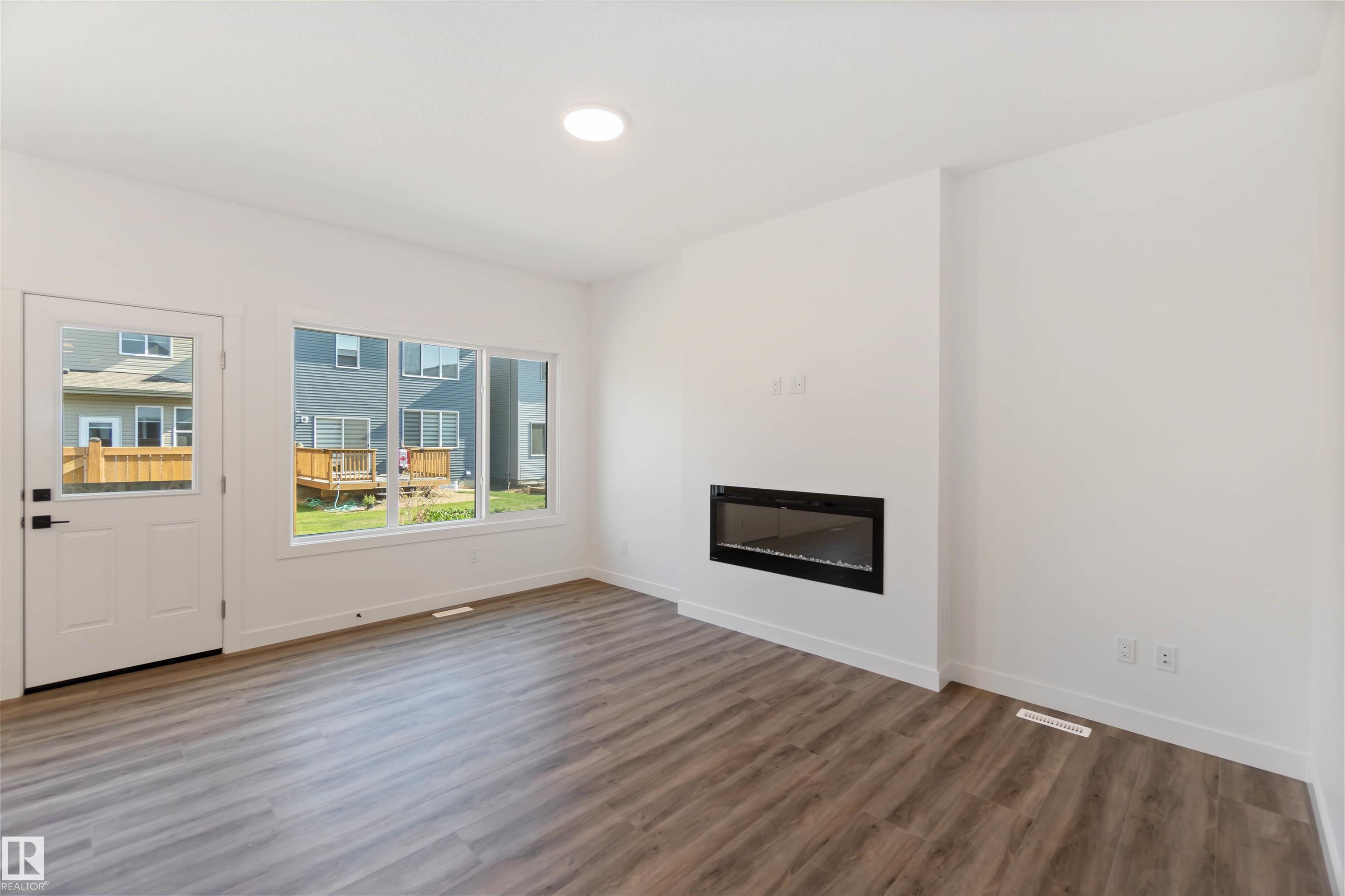 https://zimg.paragon.ice.com/ParagonImages/Property/PM/RAE/225410889/10/0/0/738787715ce6174c12e0281fd5109420/1/c8d4c1a16ae2420700643eb34e26ebc4/225410889-377BF1F8-17B4-45B2-92CD-ABF379000DB9.JPG