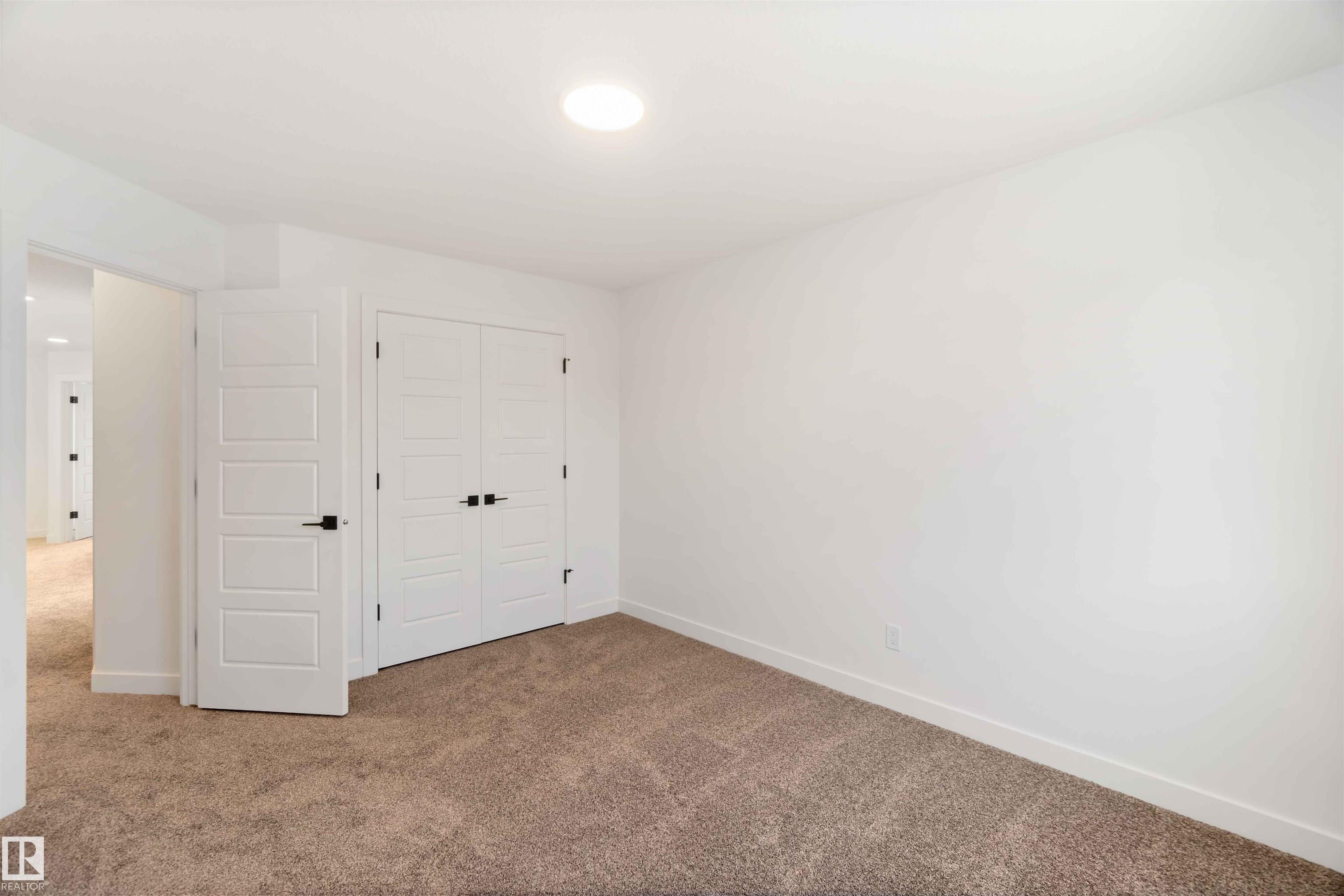 https://zimg.paragon.ice.com/ParagonImages/Property/PM/RAE/225410889/41/0/0/ba2d93a0d26b69166628ebbfa00a28f2/1/c8d4c1a16ae2420700643eb34e26ebc4/225410889-B6D946F2-9757-41A0-AC00-E451905CAFEE.JPG