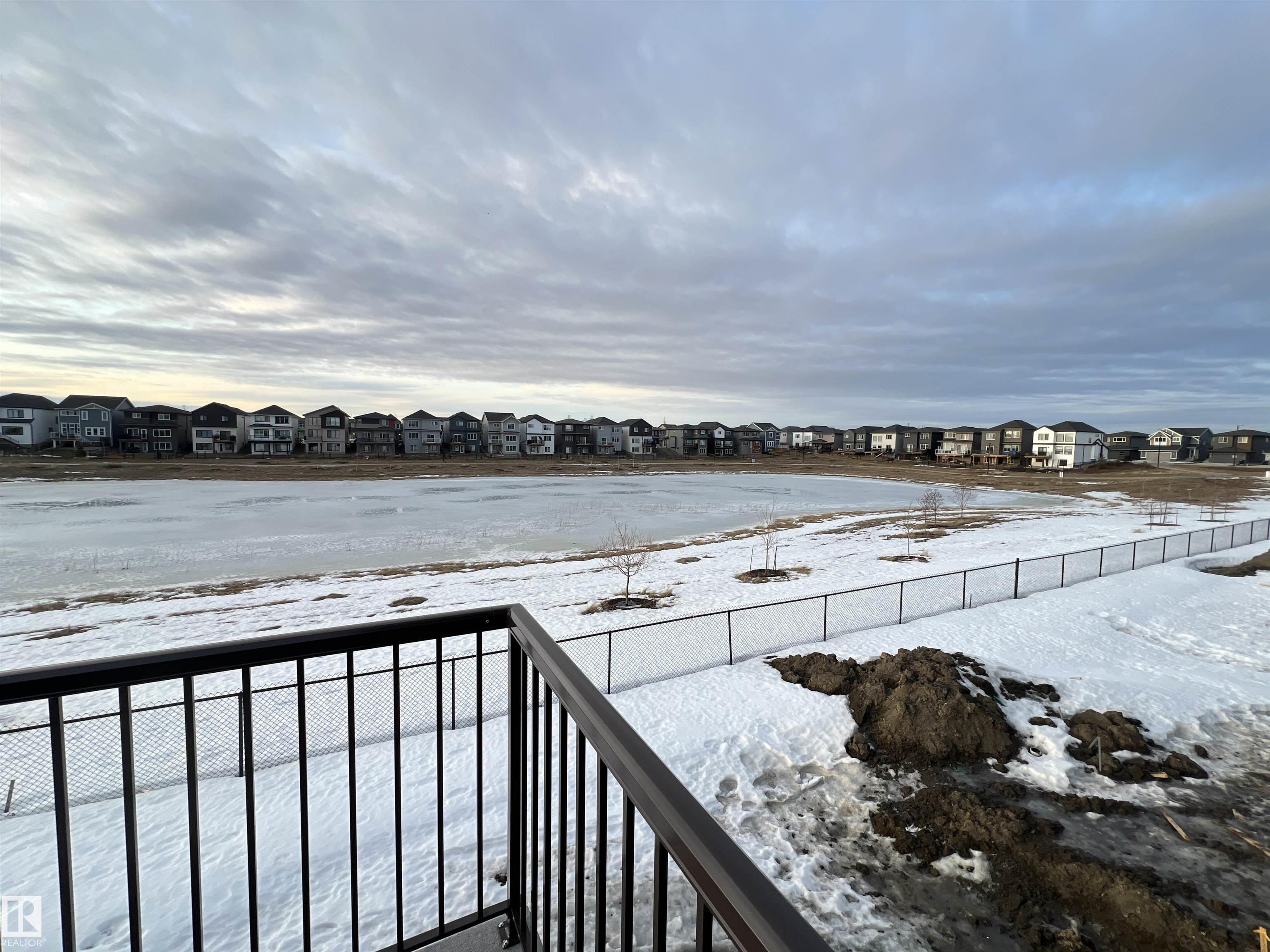https://zimg.paragon.ice.com/ParagonImages/Property/PM/RAE/225410897/24/0/0/9b8a1952e9eb99cfe2025ef4e37d1ff5/1/35d10090af27f1040cf667c82b62185a/225410897-a436bec2-8ebf-4e95-b295-d0ba06af75a1.JPG