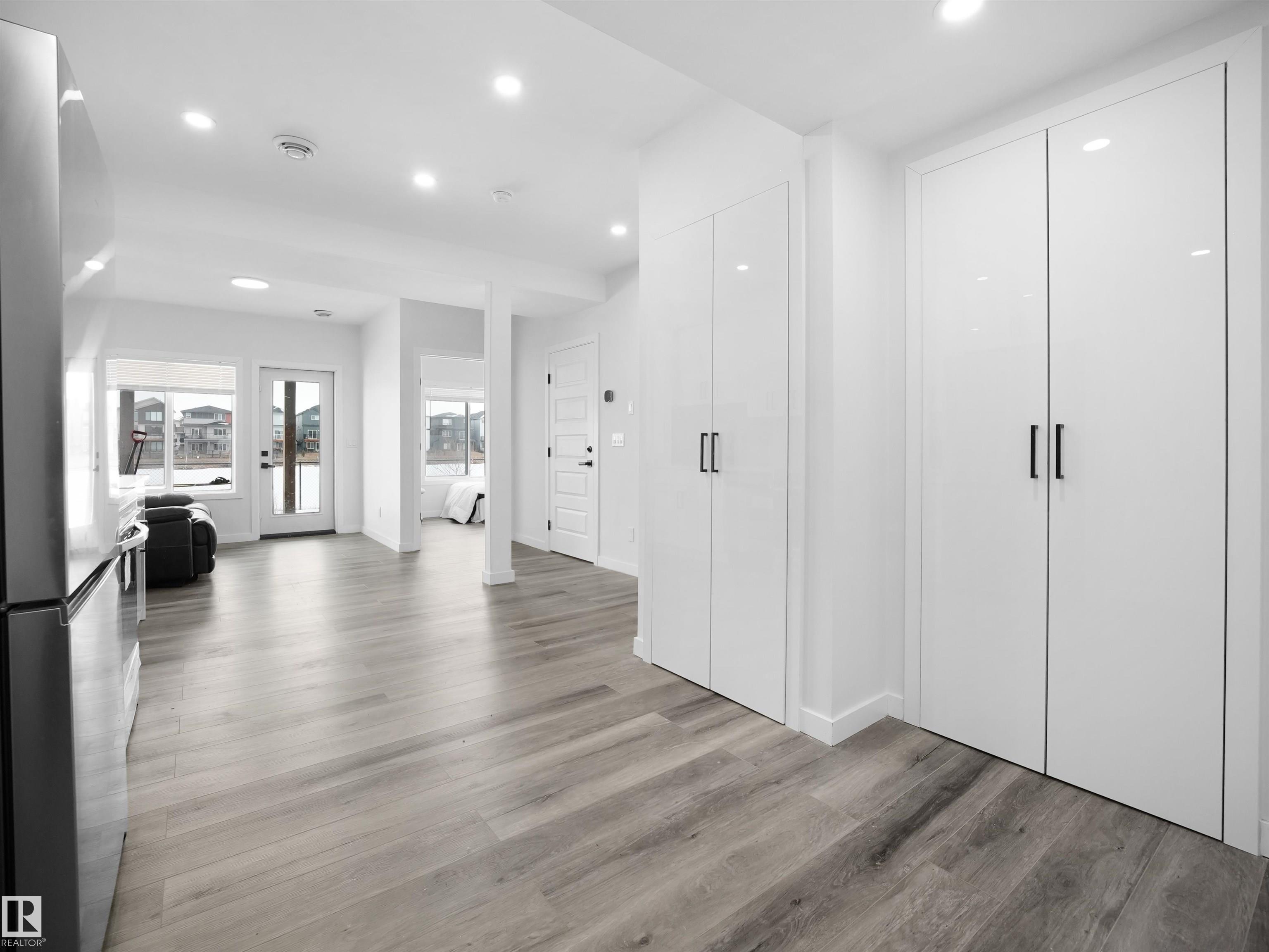 https://zimg.paragon.ice.com/ParagonImages/Property/PM/RAE/225410897/47/0/0/7f2caa04a7d53f3e452121e829ca453e/1/35d10090af27f1040cf667c82b62185a/225410897-b7807fa0-6861-483a-b30c-a9e7f987ca9e.JPG