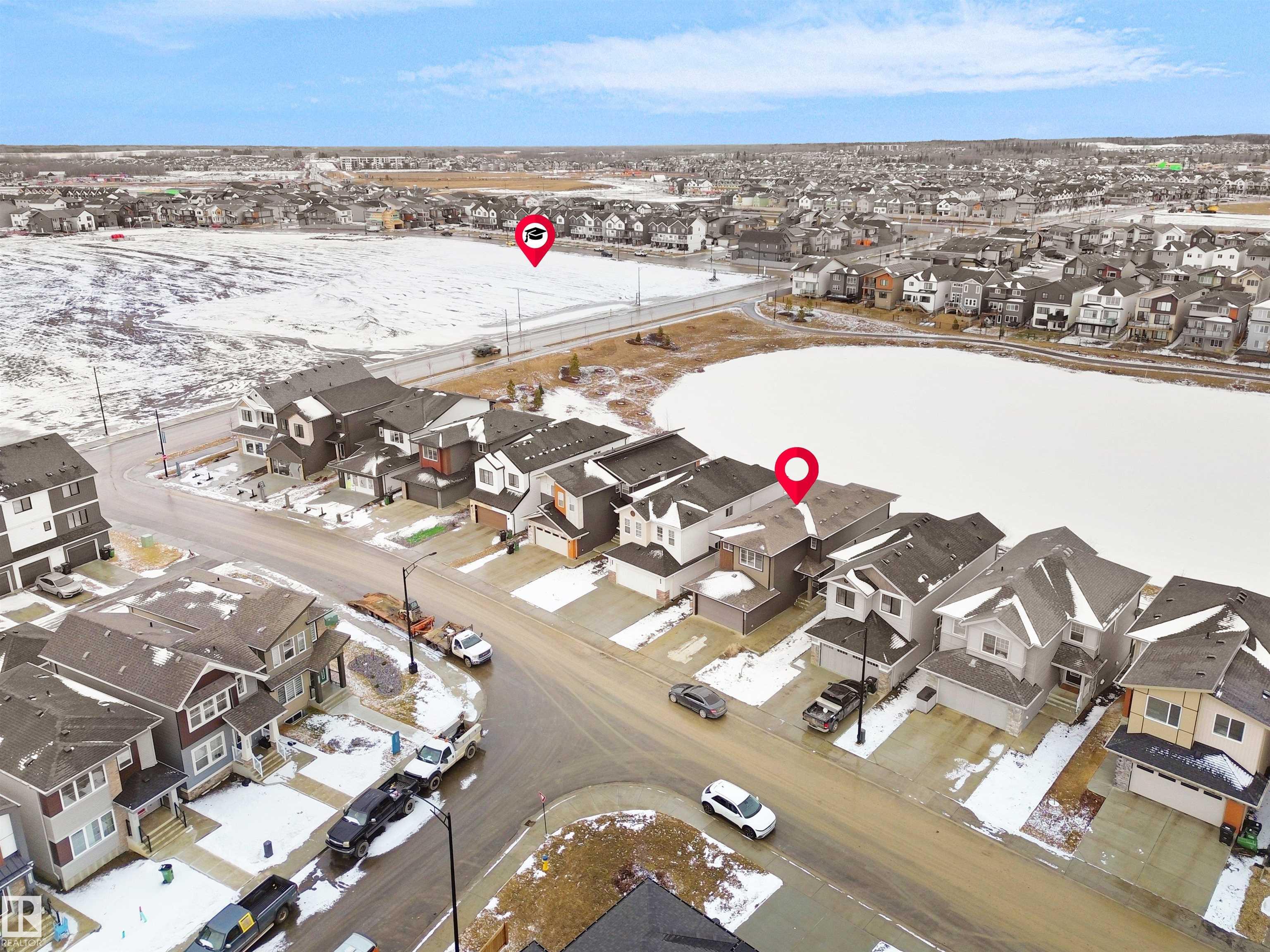 https://zimg.paragon.ice.com/ParagonImages/Property/PM/RAE/225410897/9/0/0/3449f69f1001a63c11592368e9151375/1/35d10090af27f1040cf667c82b62185a/225410897-4b99fe77-2f3a-424c-a48c-4e6f066e45a0.JPG