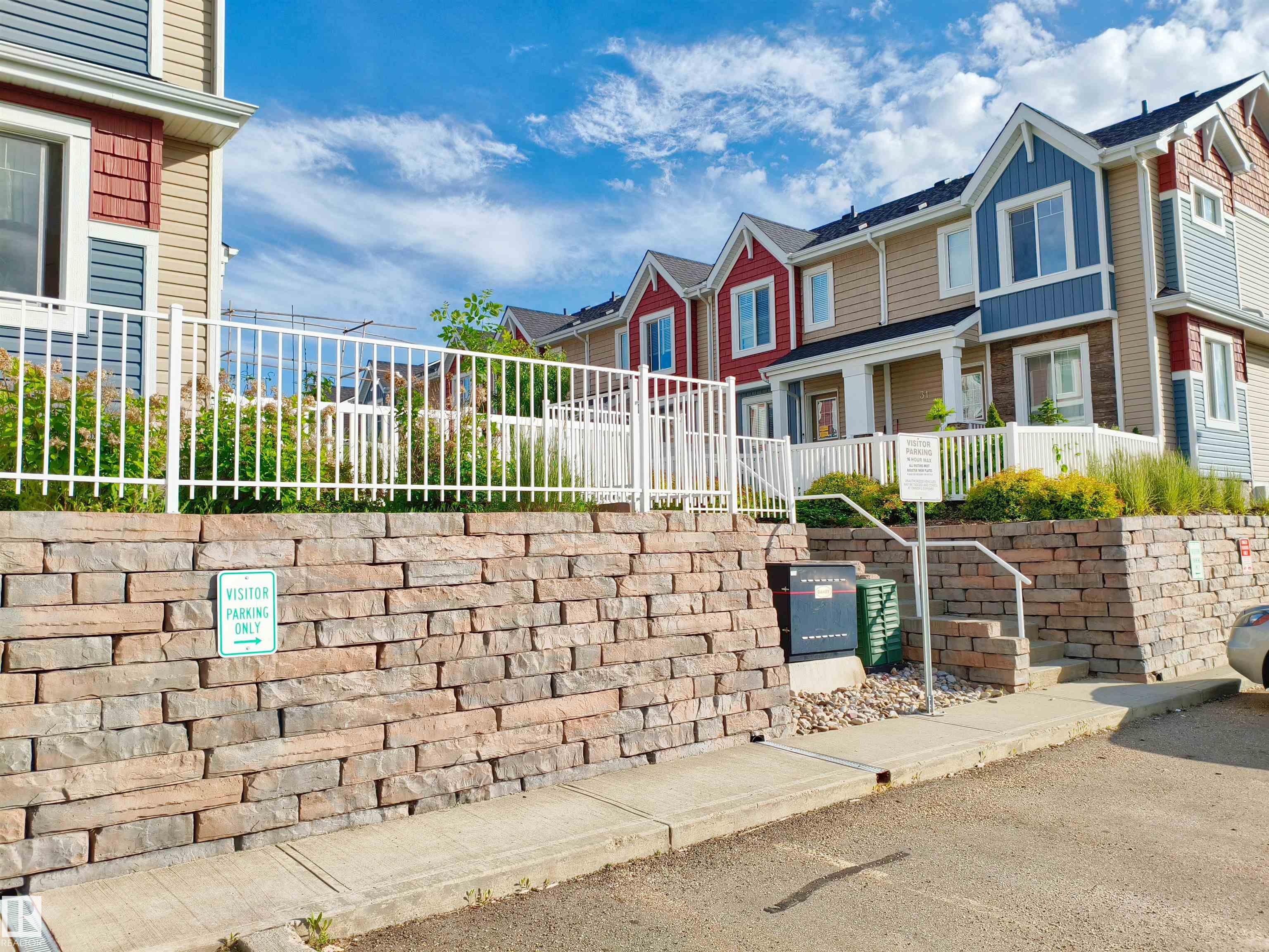 https://zimg.paragon.ice.com/ParagonImages/Property/PM/RAE/225410918/31/0/0/8e679deb0e73ee5137cd90601d1f6dcb/1/243d449ef9ae8f69e7c6a365817597c7/225410918-f52ca213-84c8-459d-81fe-b476ac542e98.JPG